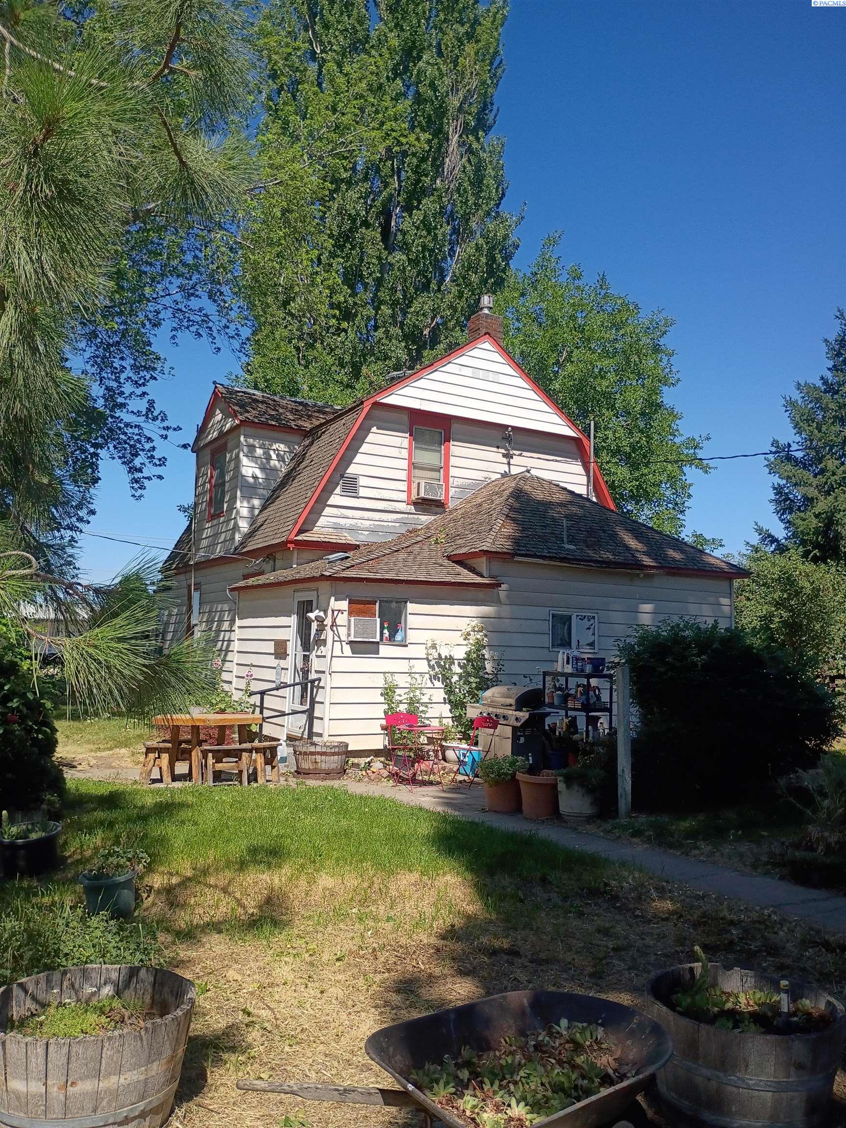 Photo 2 of Single family home for sale at 31 N Mclean Rd, Sunnyside, WA 98944 | MLS# PAC293940 | Listing updated on 2026-10-02