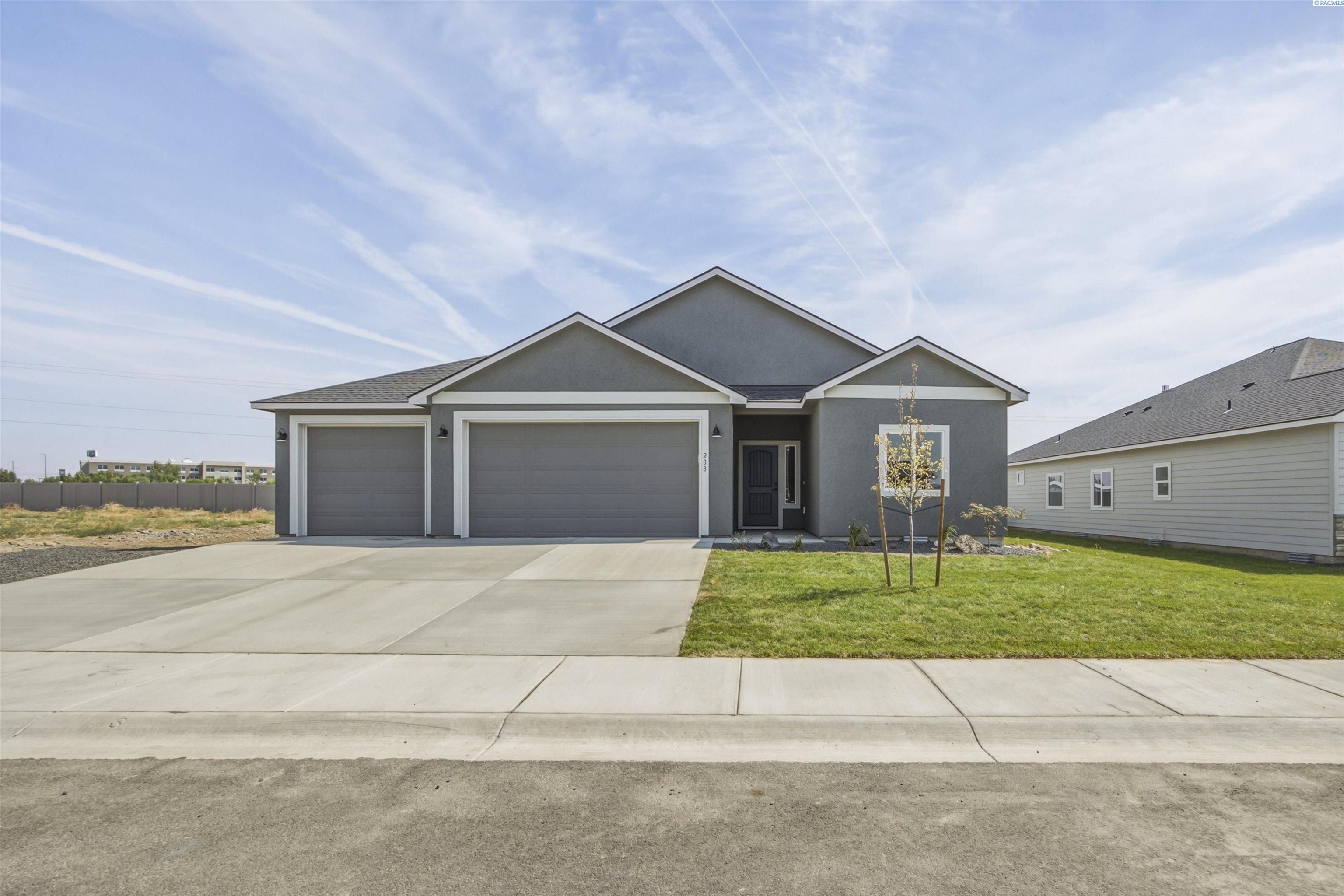 Photo 2 of Single family home for sale at 208 Scott Rd, Prosser, WA 99350 | MLS# PAC293981 | Listing updated on 2026-09-18