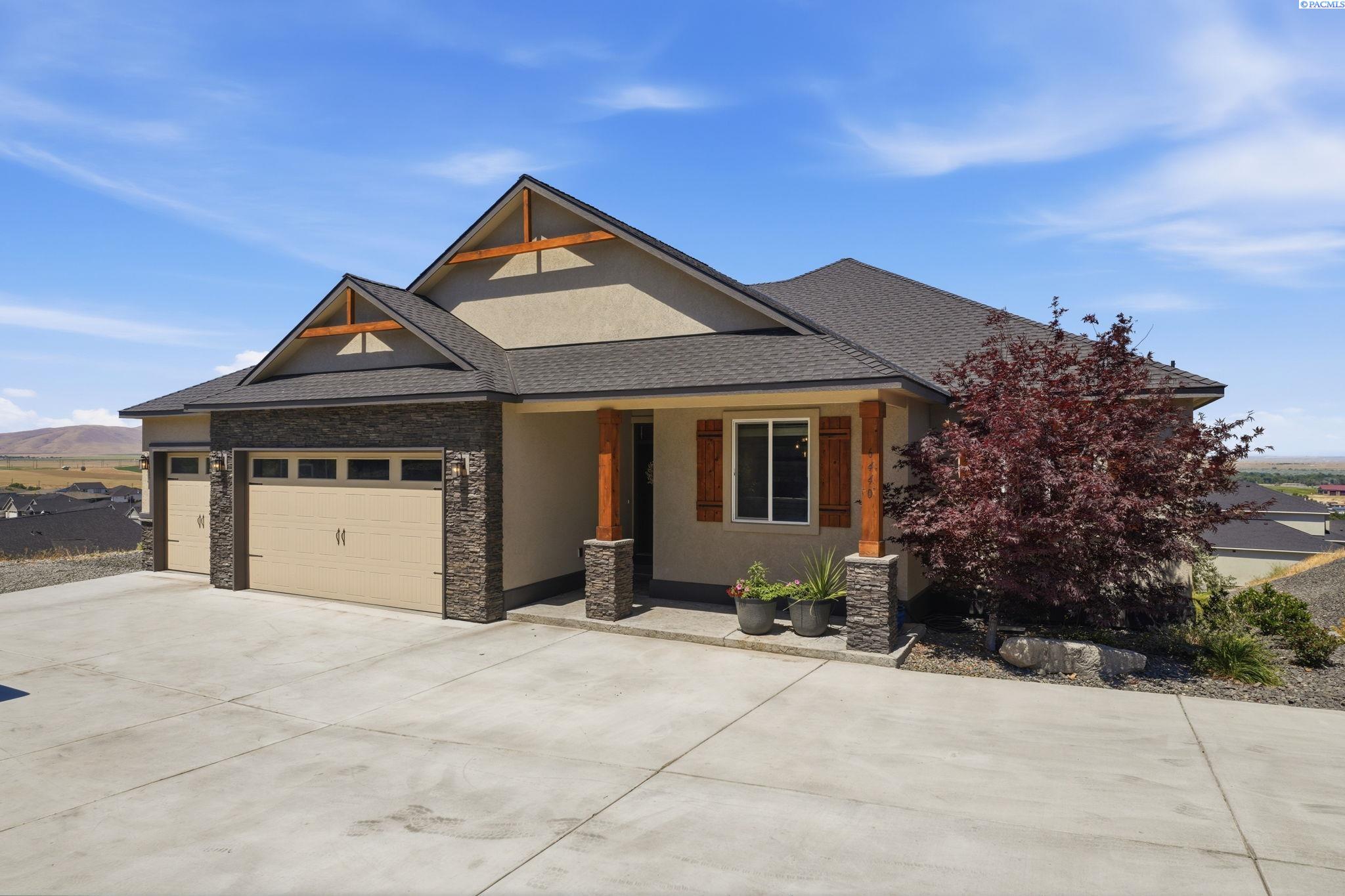 Photo 1 of Single family home for sale at 6440 Collins Rd, West Richland, WA 99353 | MLS# PAC293982 | Listing updated on 2026-08-25