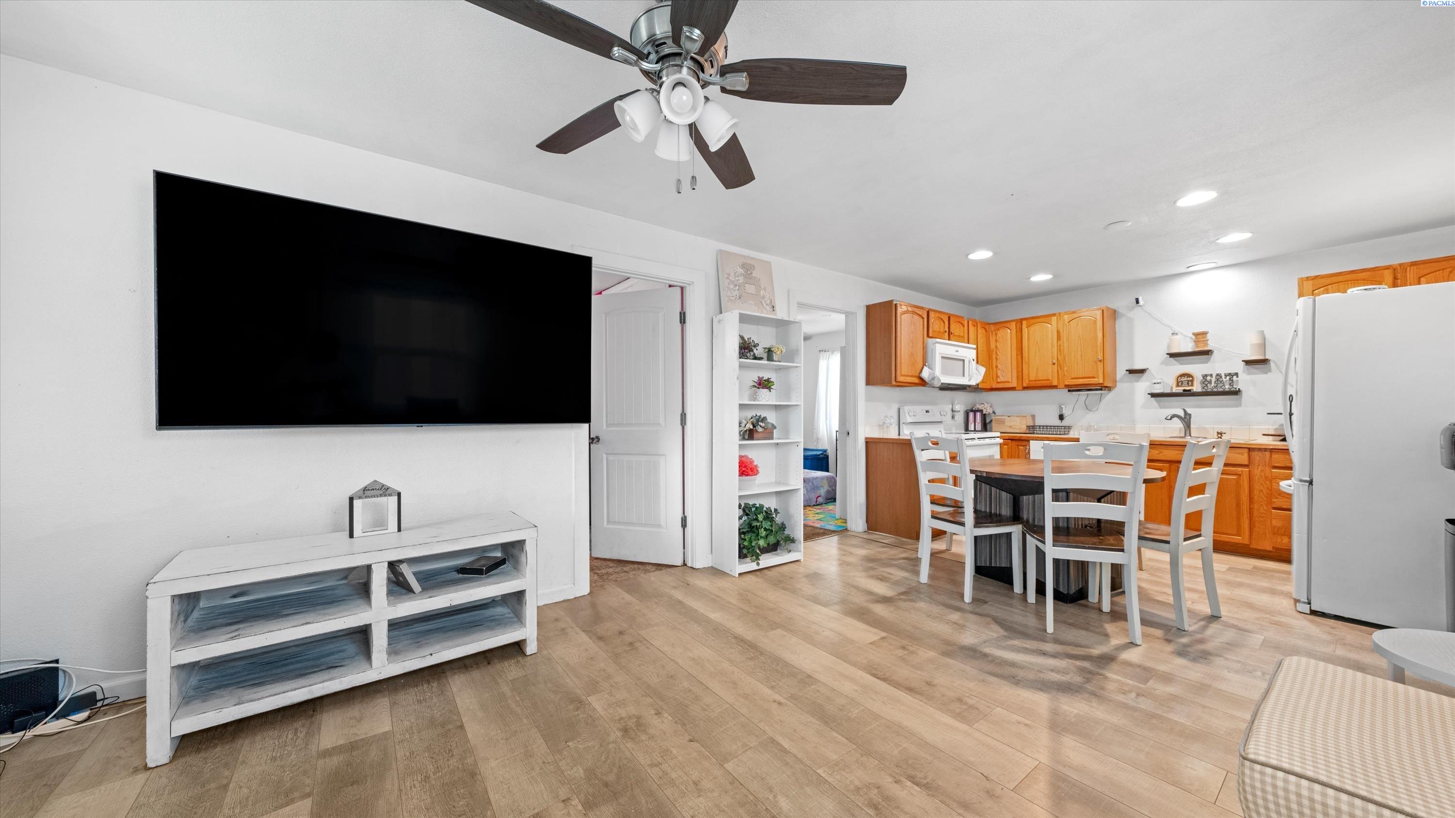 Photo 3 of Single family home for sale at 316 N Jefferson St, Kennewick, WA 99336 | MLS# PAC293993 | Listing updated on 2026-06-19