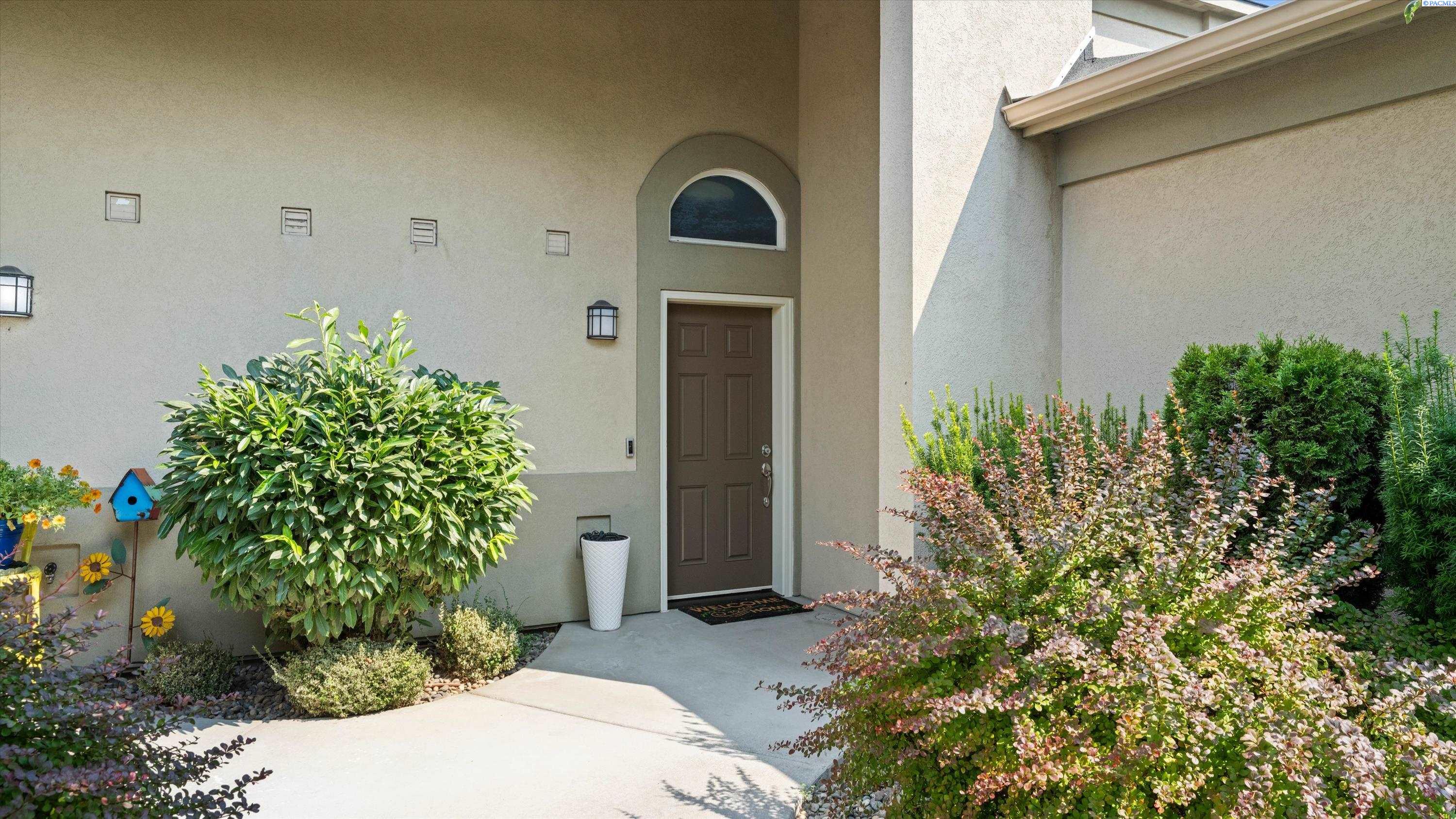 Photo 2 of Townhouse for sale at 784 Canyon, Richland, WA 99352 | MLS# PAC293998 | Listing updated on 2026-09-15