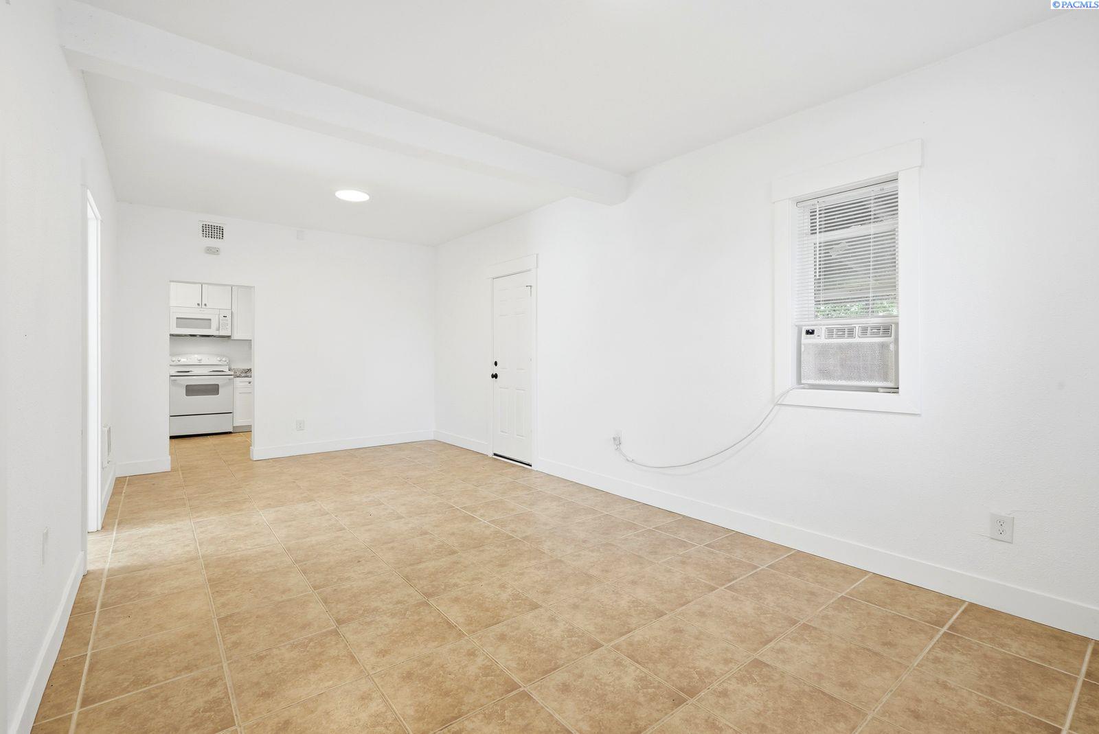 Photo 3 of Single family home for sale at 904 La Salle, Yakima, WA 98901 | MLS# PAC294001 | Listing updated on 2026-09-25