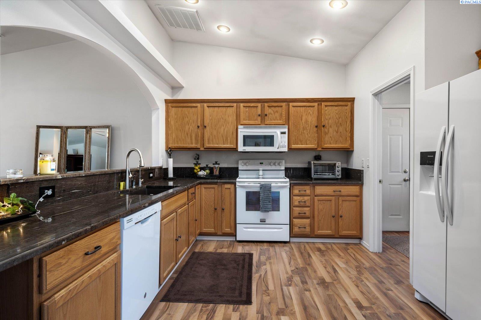 Photo 4 of Single family home for sale at 5703 Mulberry Dr, West Richland, WA 99353 | MLS# PAC294004 | Listing updated on 2026-09-05