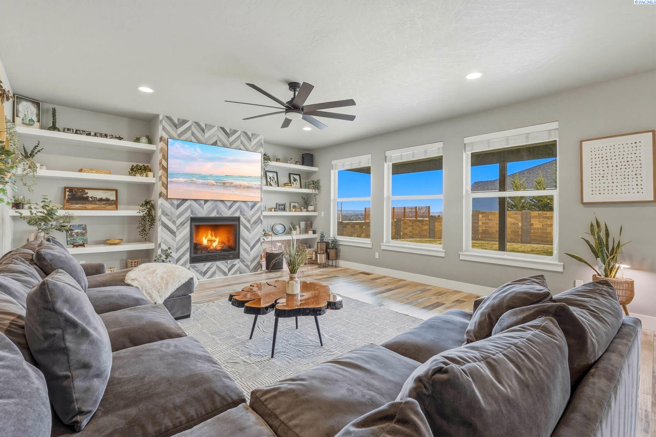 Photo 4 of Single family home for sale at 548 Athens Dr, West Richland, WA 99353 | MLS# PAC294015 | Listing updated on 2026-07-28