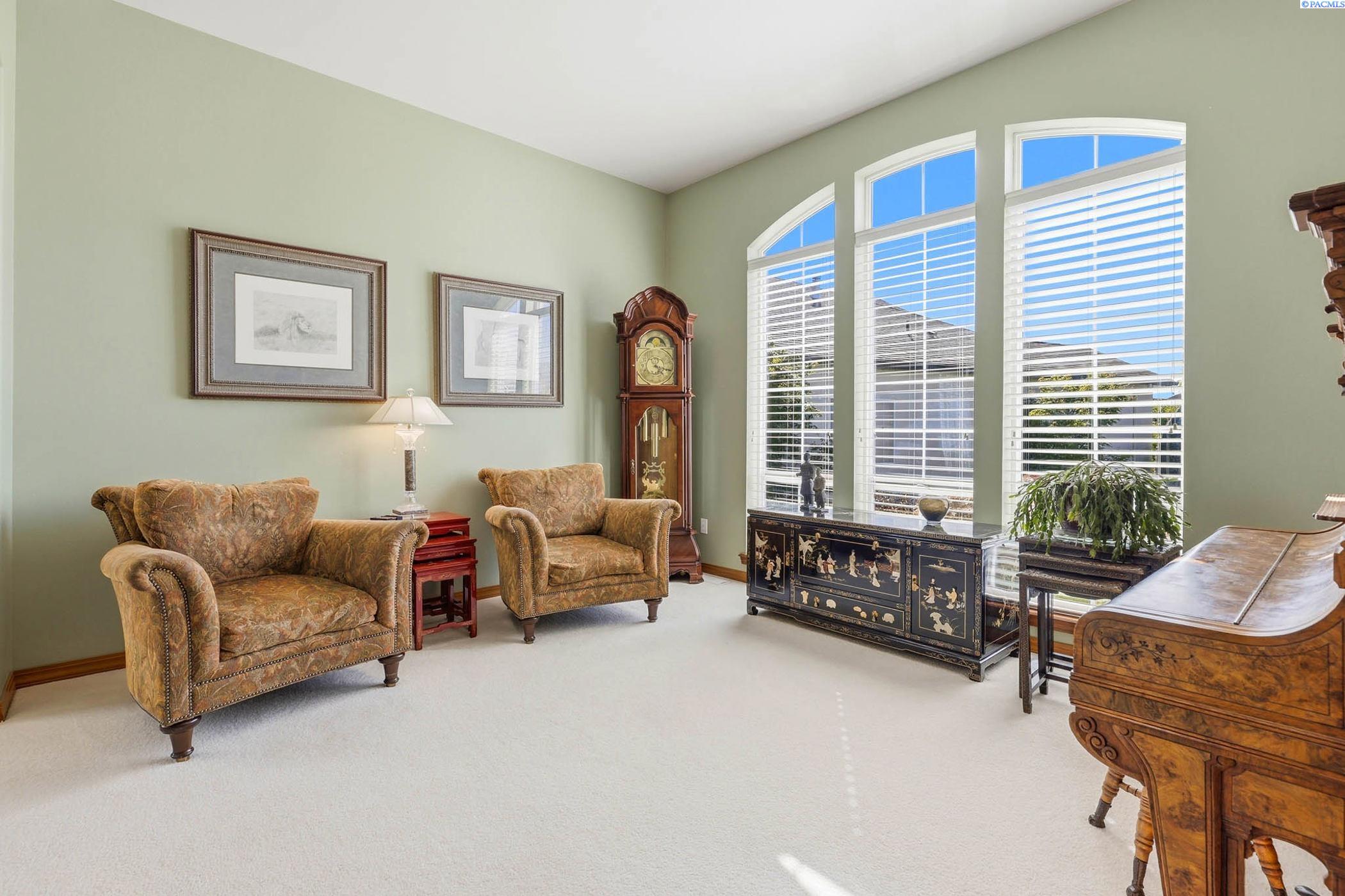 Photo 3 of Single family home for sale at 2682 Maidstone St, Richland, WA 99354 | MLS# PAC294083 | Listing updated on 2026-10-09