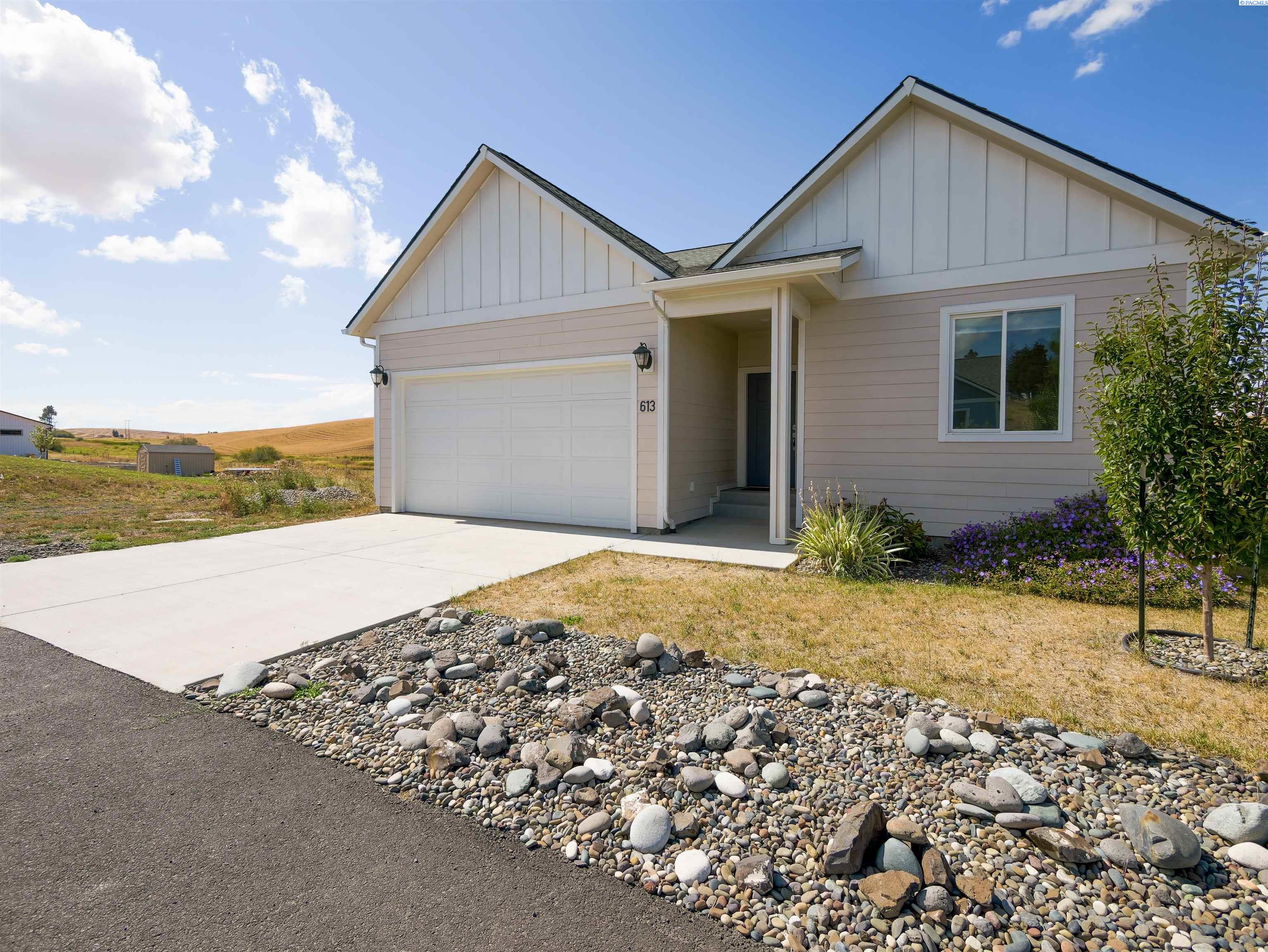 Photo 1 of Single family home for sale at 613 Harvest Loop, Palouse, WA 99161 | MLS# PAC294091 | Listing updated on 2026-09-10