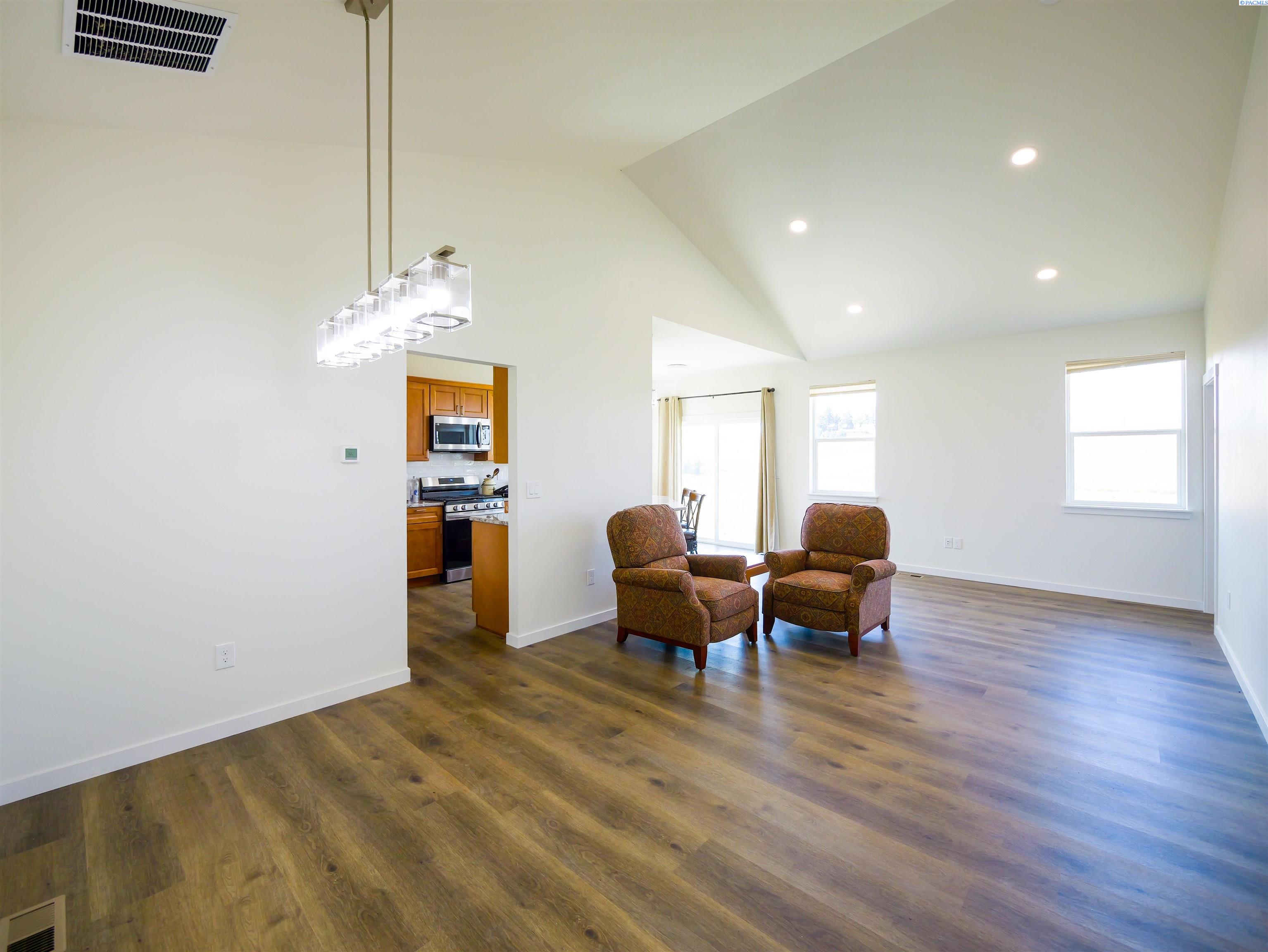 Photo 4 of Single family home for sale at 613 Harvest Loop, Palouse, WA 99161 | MLS# PAC294091 | Listing updated on 2026-09-10