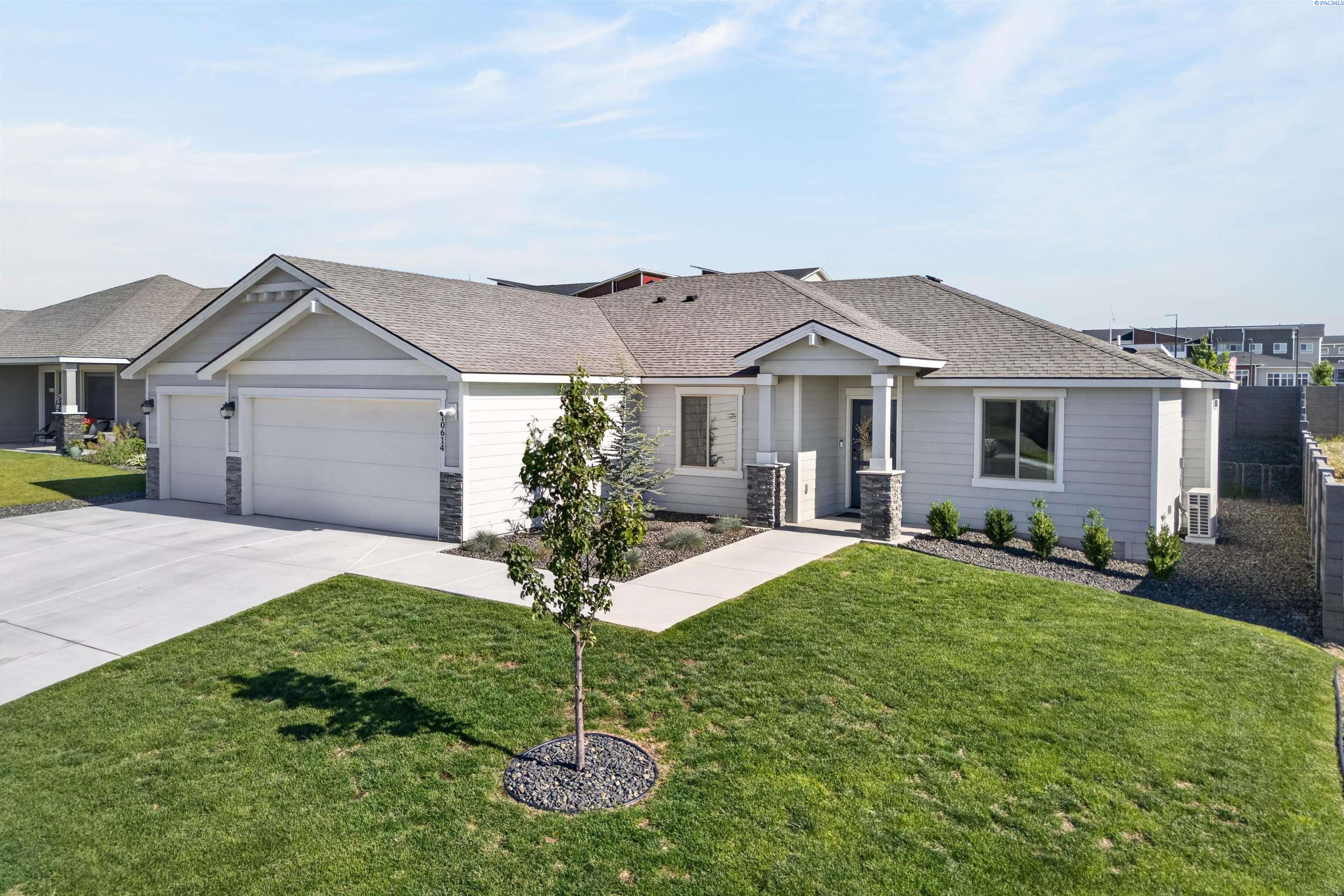 Photo 2 of Single family home for sale at 10614 Chinook Dr, Pasco, WA 99301 | MLS# PAC294141 | Listing updated on 2026-10-01