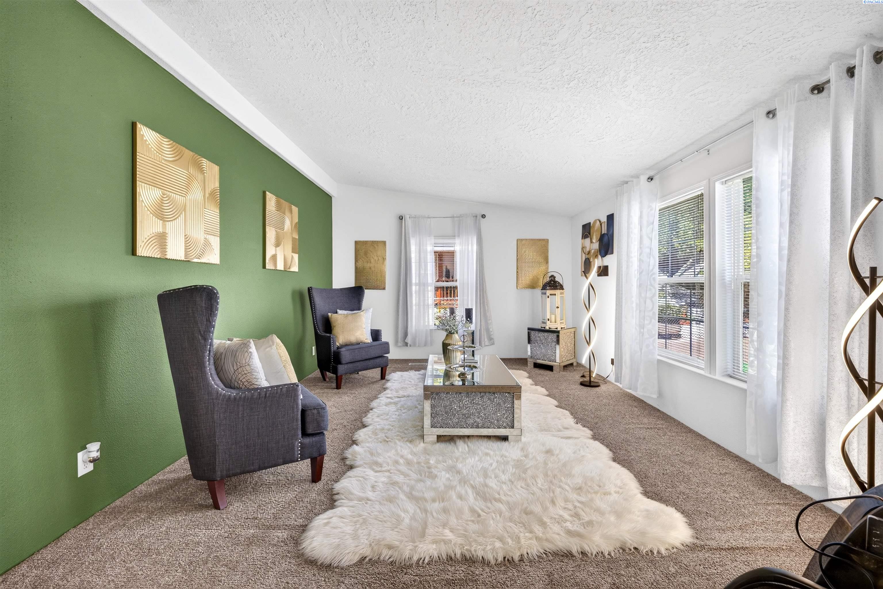 Photo 3 of Manufactured home for sale at 2217 Vermont Loop, Kennewick, WA 99336 | MLS# PAC294148 | Listing updated on 2026-08-14