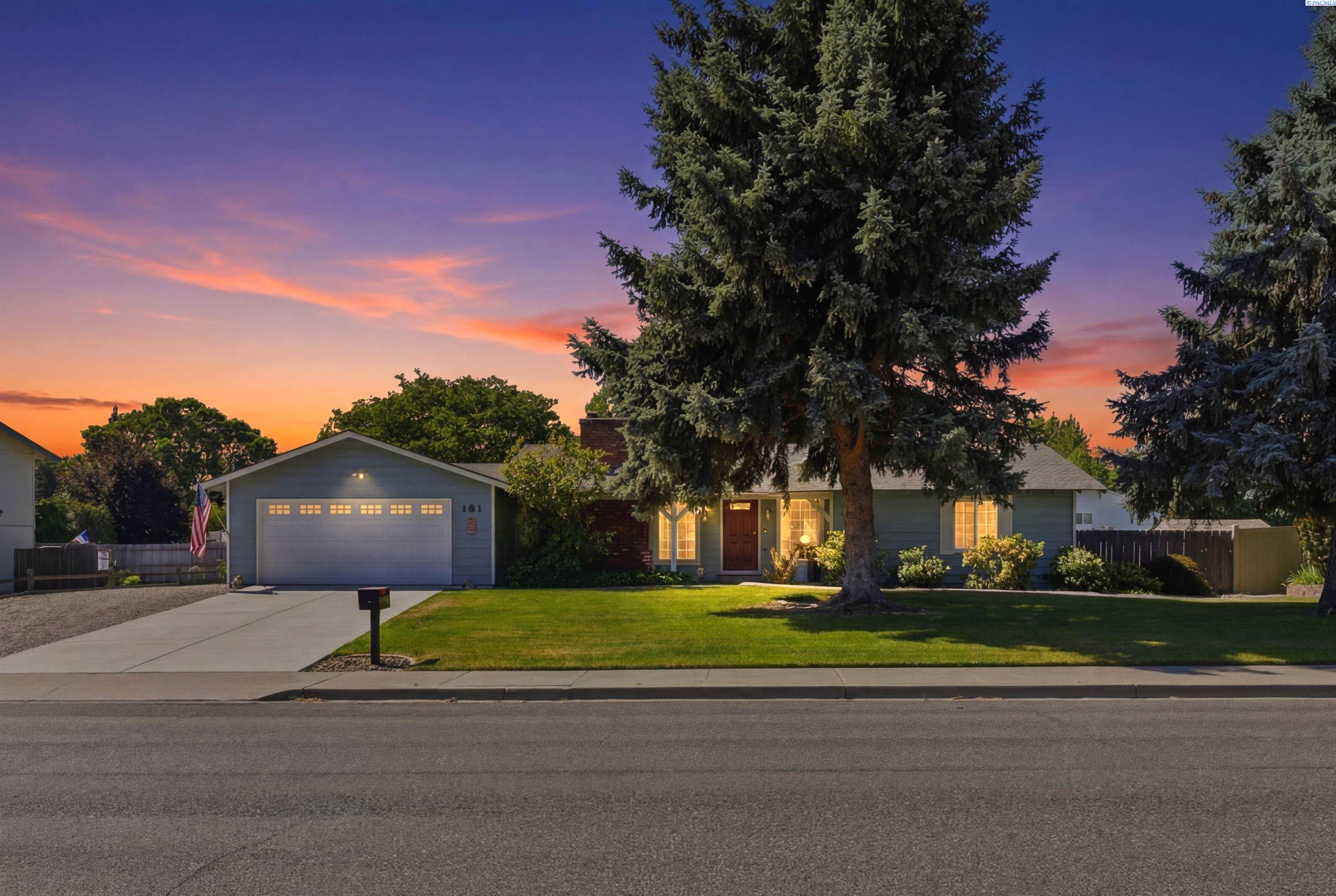 Photo 1 of Single family home for sale at 141 Spengler St, Richland, WA 99354 | MLS# PAC294171 | Listing updated on 2026-10-24