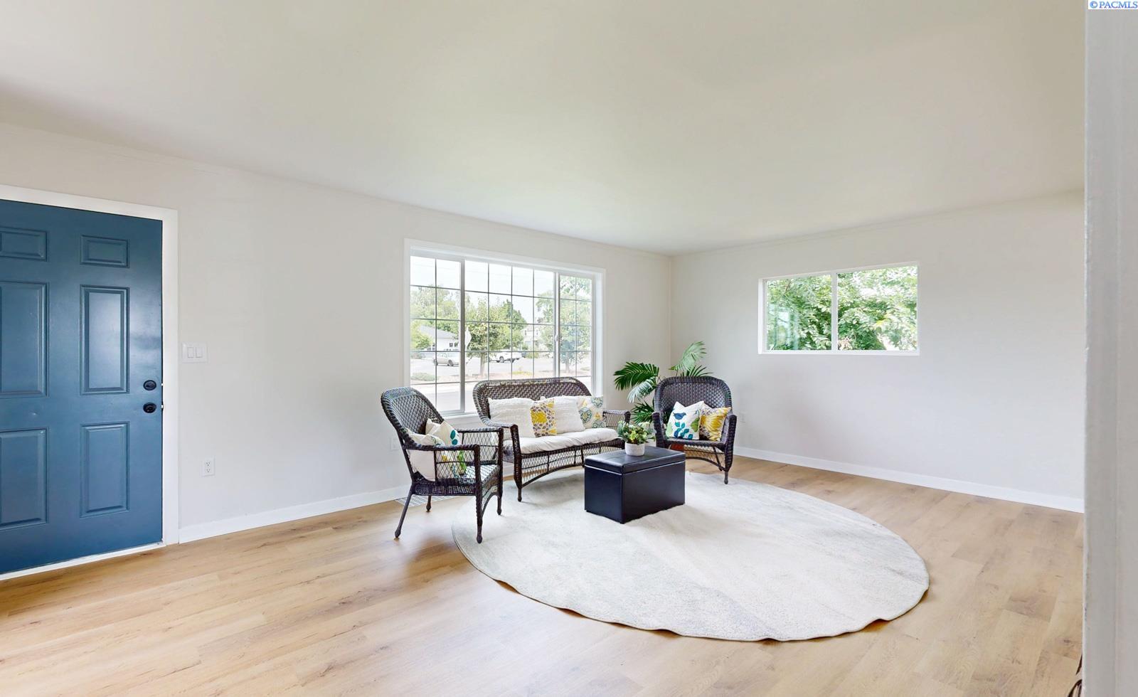 Photo 3 of Single family home for sale at 709 Comstock St, Richland, WA 99352 | MLS# PAC294178 | Listing updated on 2026-08-25