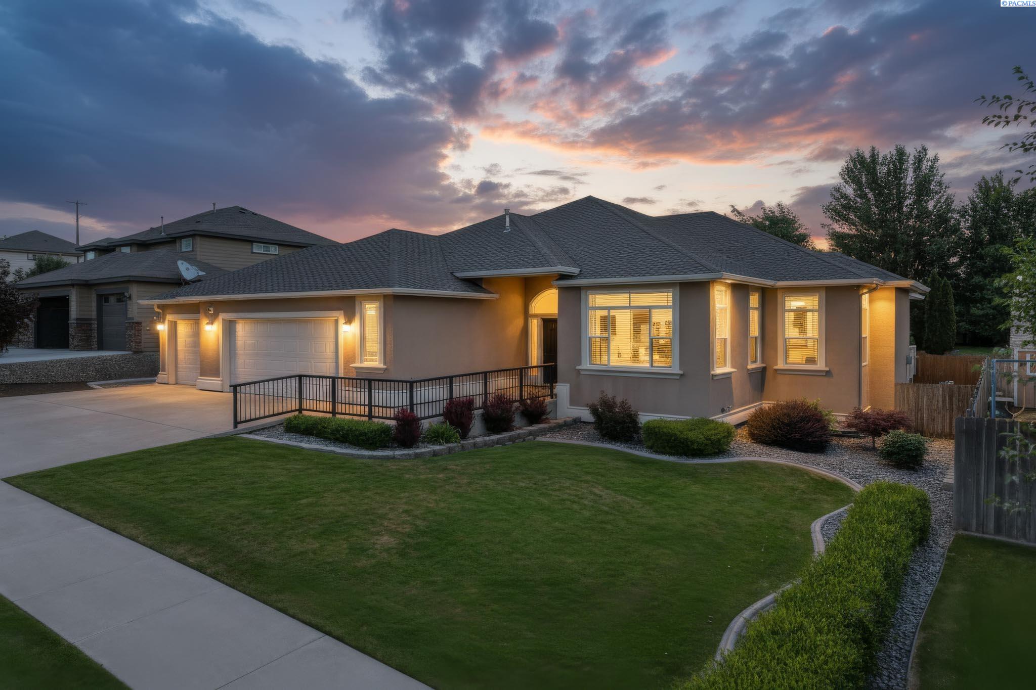 Photo 2 of Single family home for sale at 3305 S Volland St, Kennewick, WA 99337 | MLS# PAC294286 | Listing updated on 2026-08-25