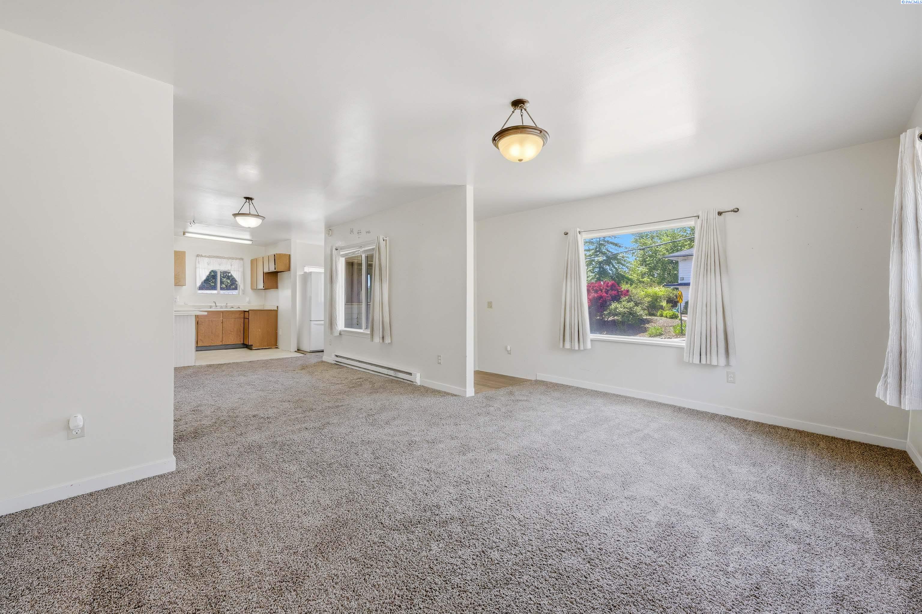 Photo 4 of House for sale at 220 N Bridge St, Palouse, WA 99161 | MLS# PAC294289 | Listing updated on 2026-09-06