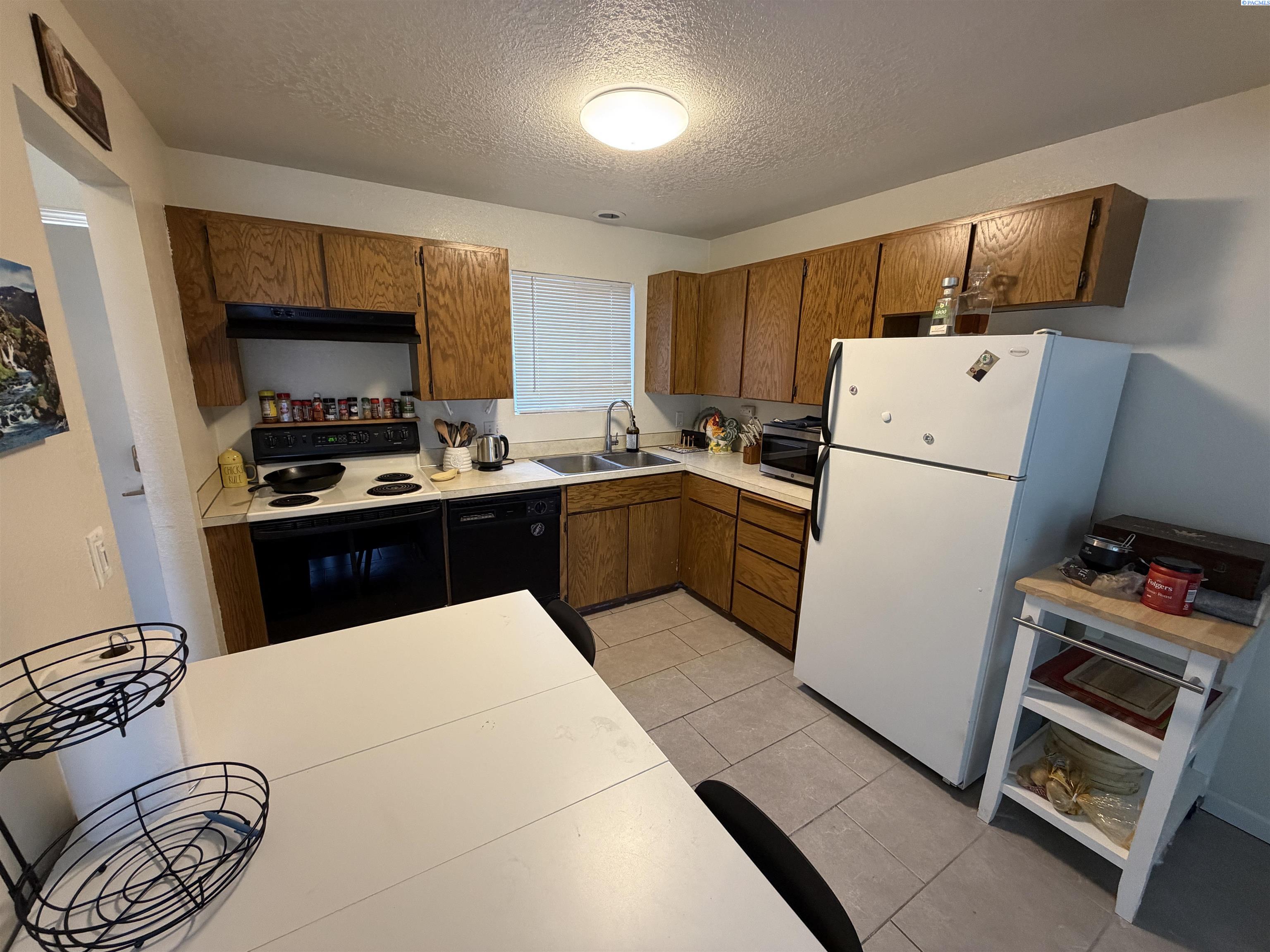 Photo 3 of Condo for sale at 2005 Ne Terre View Dr, Pullman, WA 99163 | MLS# PAC294290 | Listing updated on 2026-09-02