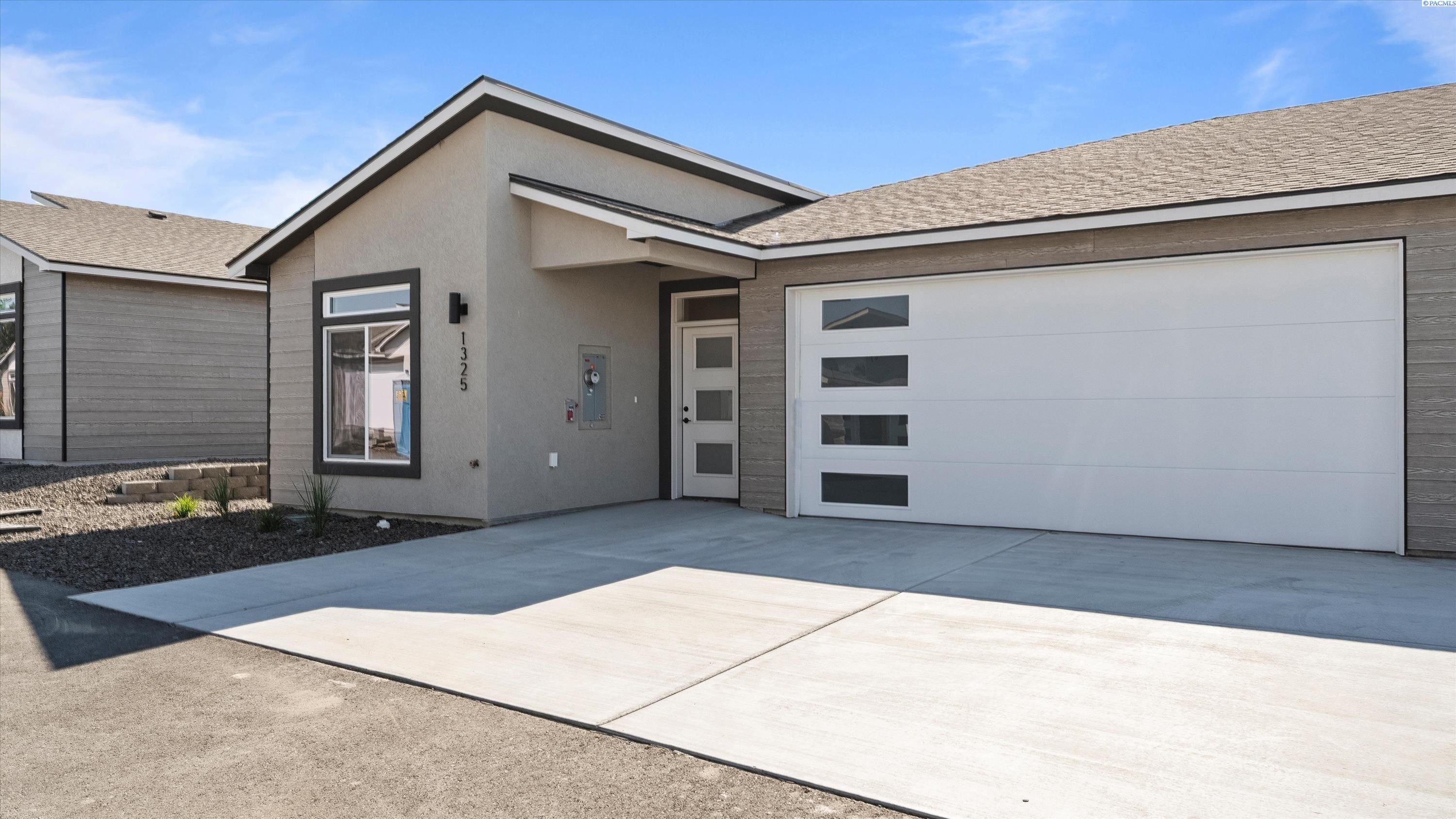 Photo 2 of Townhouse for sale at 1325 Kalani Ct, West Richland, WA 99353 | MLS# PAC294295 | Listing updated on 2026-07-11