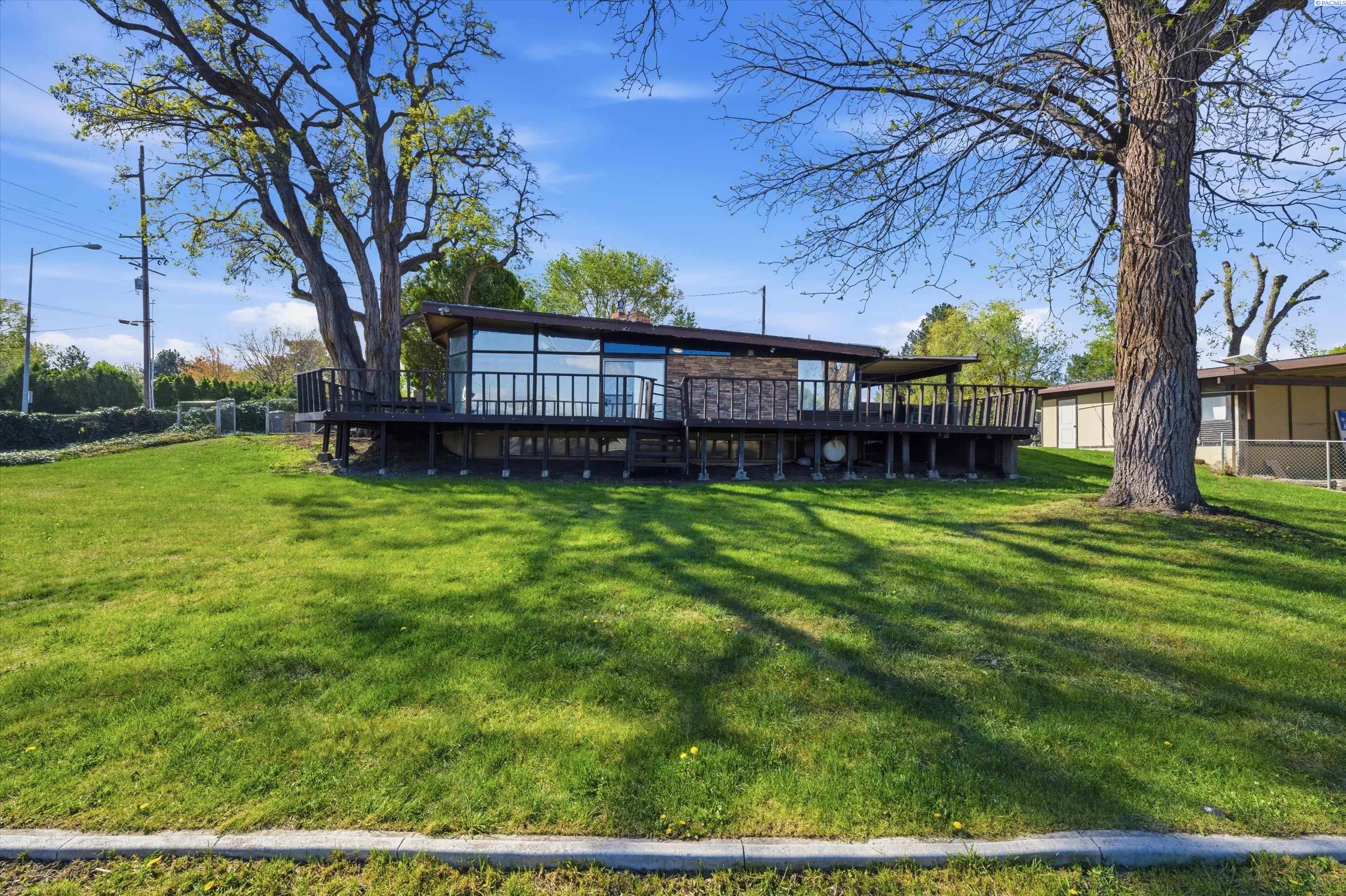 Photo 3 of Single family home for sale at 706 S Morain St, Kennewick, WA 99336 | MLS# PAC294355 | Listing updated on 2026-09-03