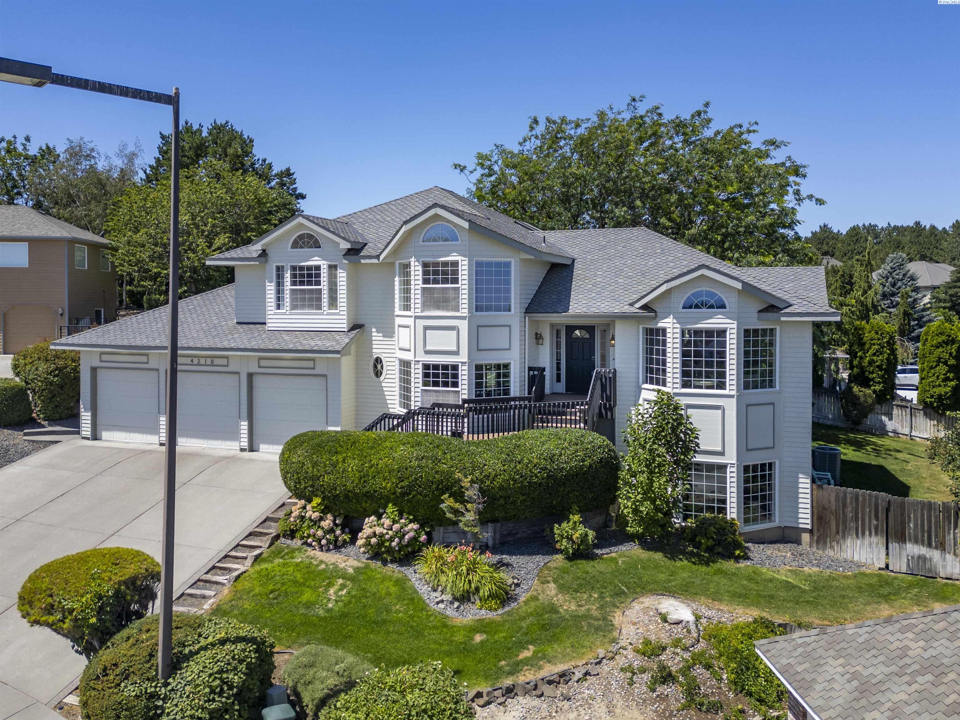 Photo 2 of Single family home for sale at 4210 S Neel Ct, Kennewick, WA 99337 | MLS# PAC294365 | Listing updated on 2026-08-01