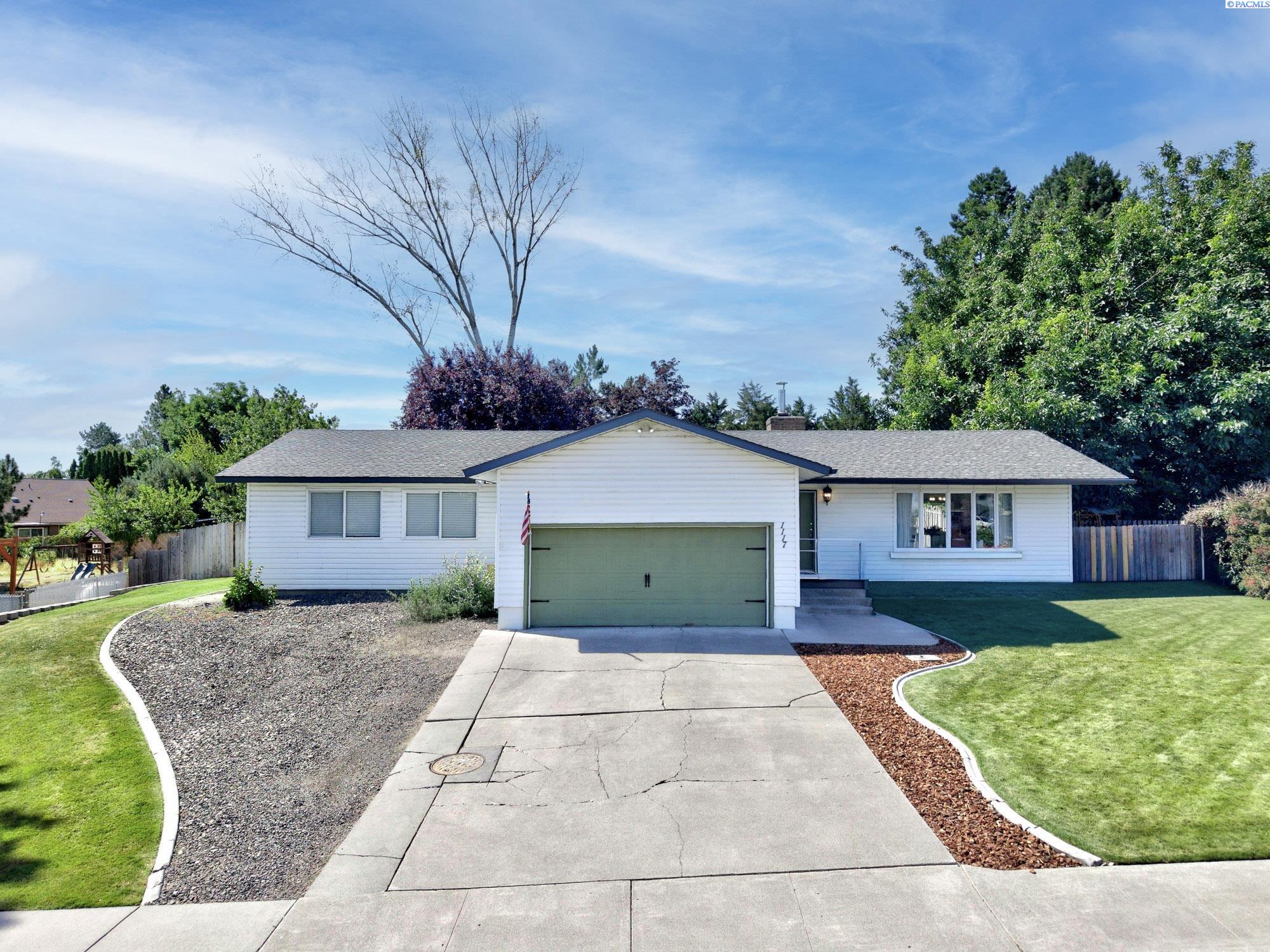 Photo 1 of Single family home for sale at 1117 W 19th Avenue, Kennewick, WA 99337 | MLS# PAC294424 | Listing updated on 2026-09-23