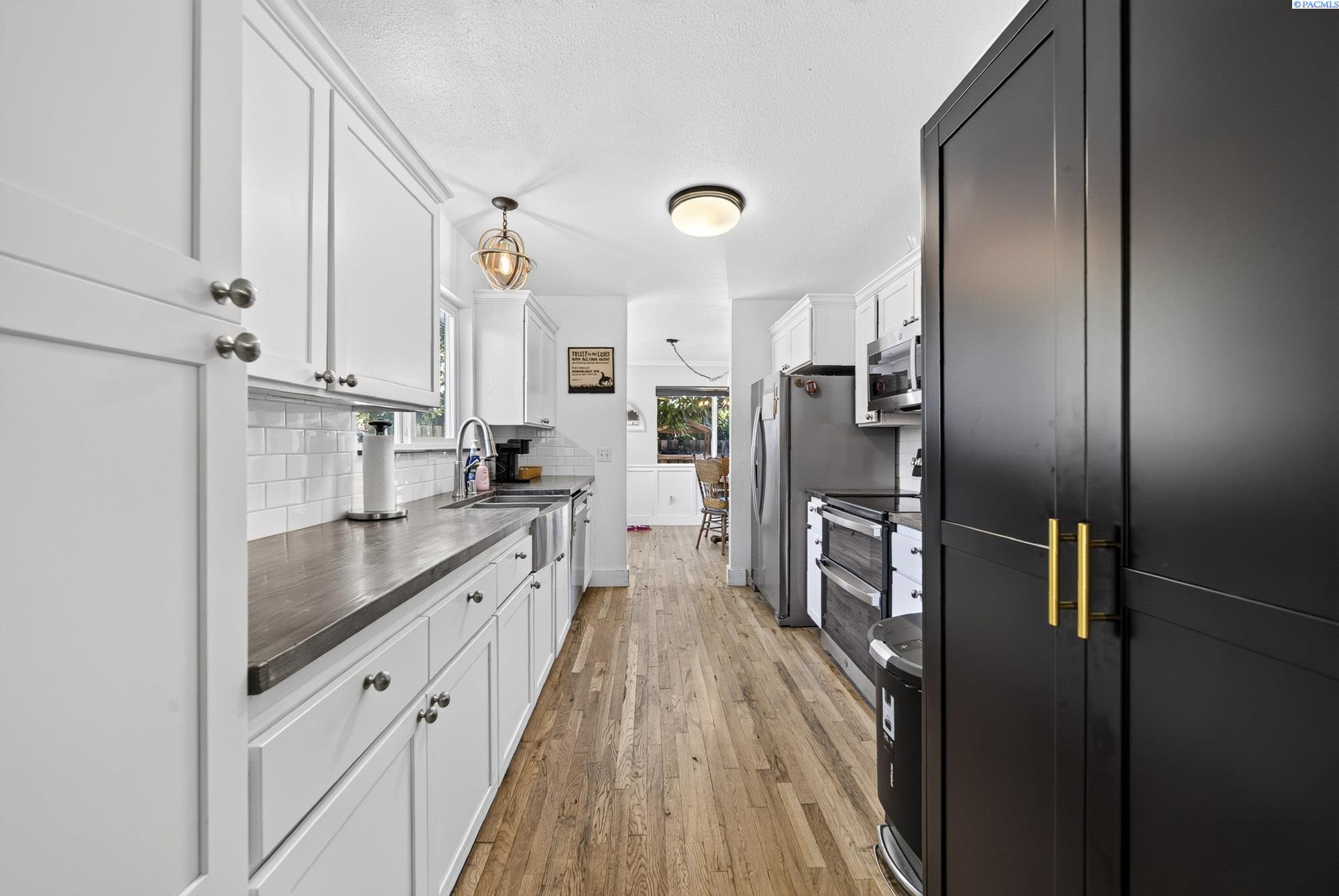 Photo 4 of Single family home for sale at 1117 W 19th Avenue, Kennewick, WA 99337 | MLS# PAC294424 | Listing updated on 2026-09-23