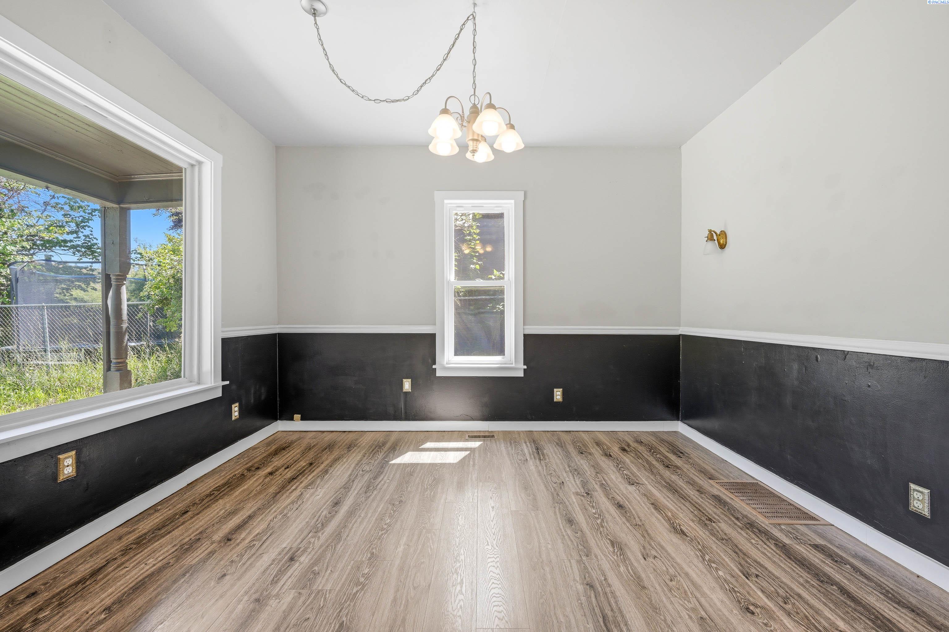 Photo 3 of Single family home for sale at 213 N West St, Colfax, WA 99111 | MLS# PAC294427 | Listing updated on 2026-10-02