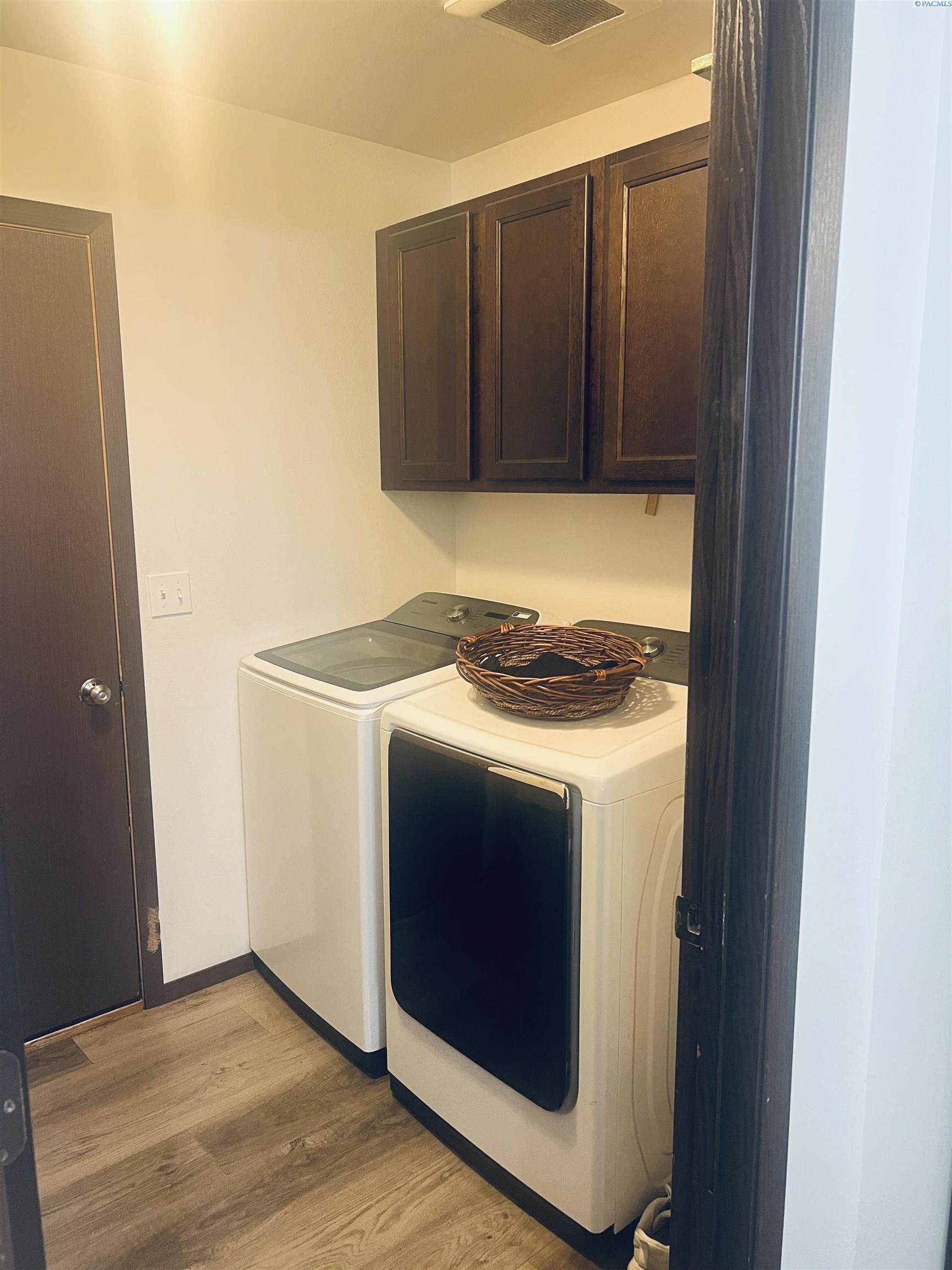 Photo 4 of Single family home for sale at 1621 Ayshire St, Sunnyside, WA 98944 | MLS# PAC294428 | Listing updated on 2026-08-20