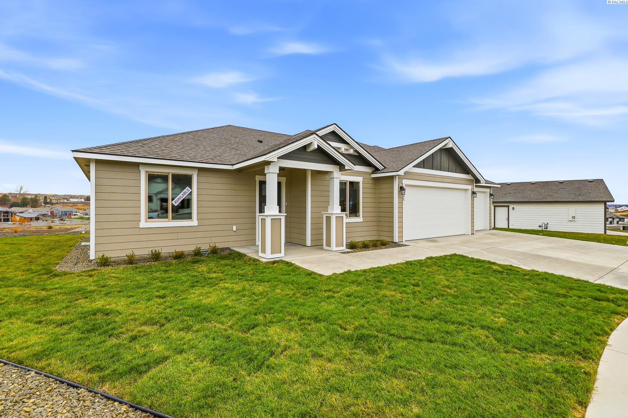 Photo 2 of Single family home for sale at 6521 W 29th Court, Kennewick, WA 99338 | MLS# PAC294438 | Listing updated on 2026-09-15
