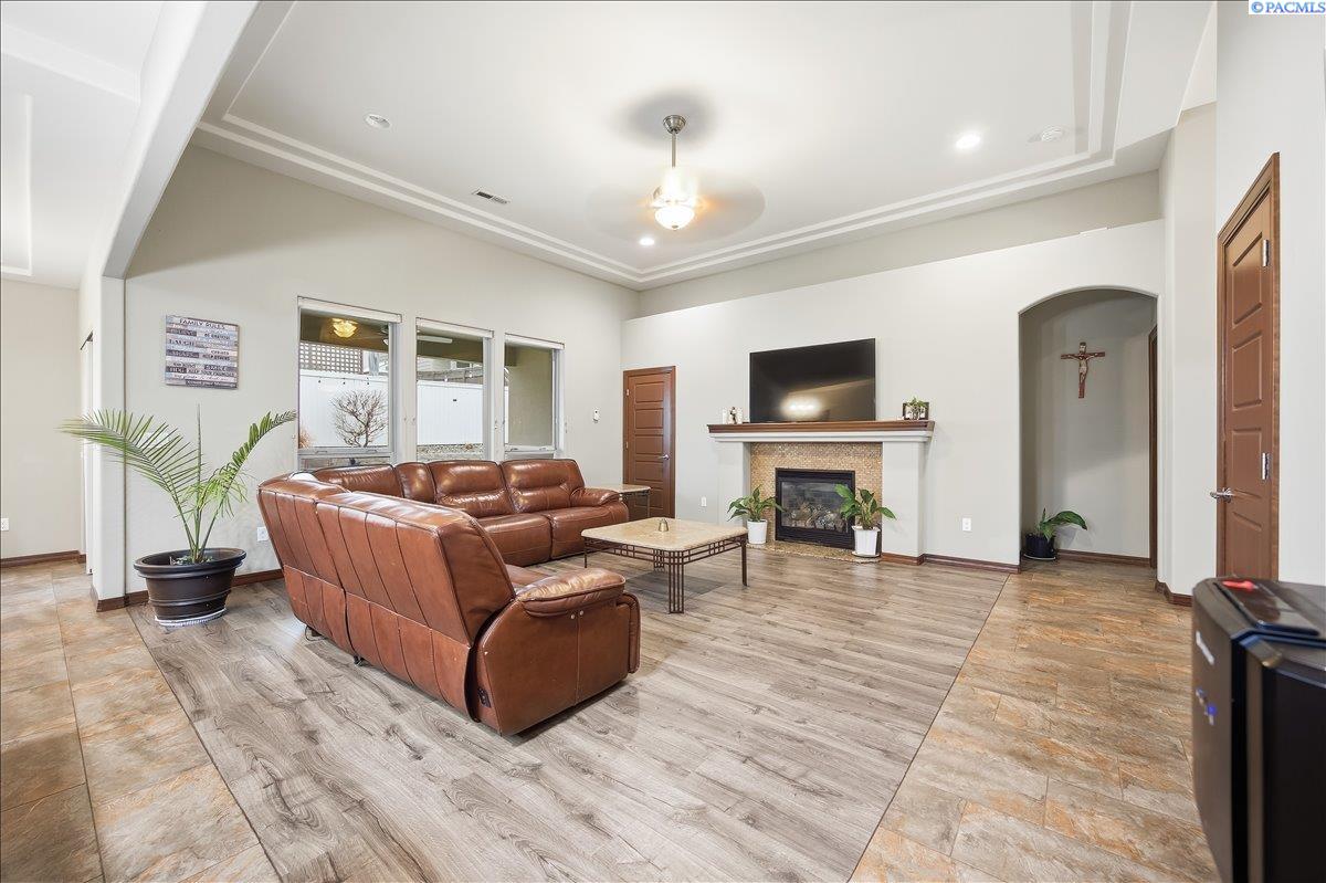 Photo 3 of Single family home for sale at 4278 S Zillah St, Kennewick, WA 99337 | MLS# PAC294461 | Listing updated on 2026-08-16