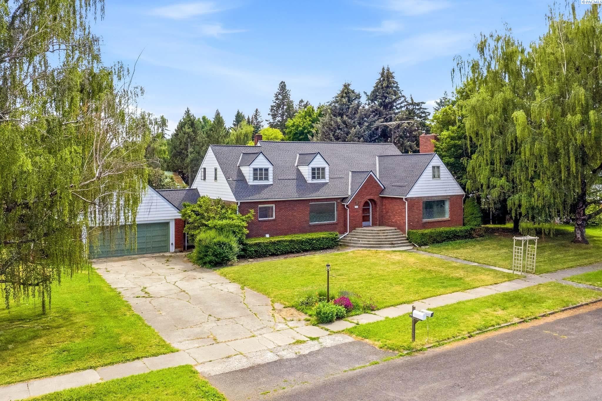 Photo 1 of Single family home for sale at 303 W Steptoe Ave, Oakesdale, WA 99158 | MLS# PAC294476 | Listing updated on 2026-10-06