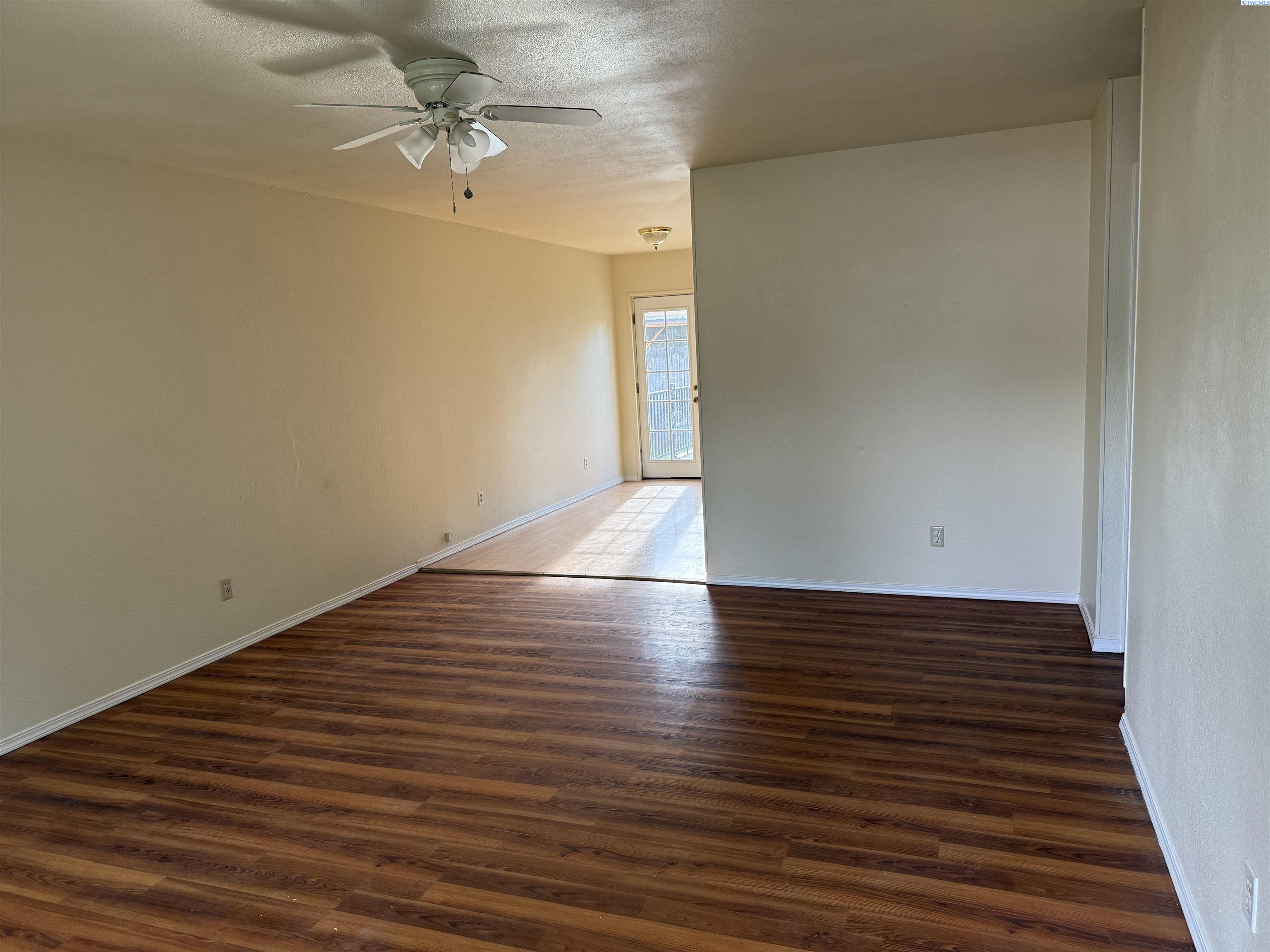 Photo 3 of Single family home for sale at 1015 Alice St, Prosser, WA 99350 | MLS# PAC294559 | Listing updated on 2026-10-09