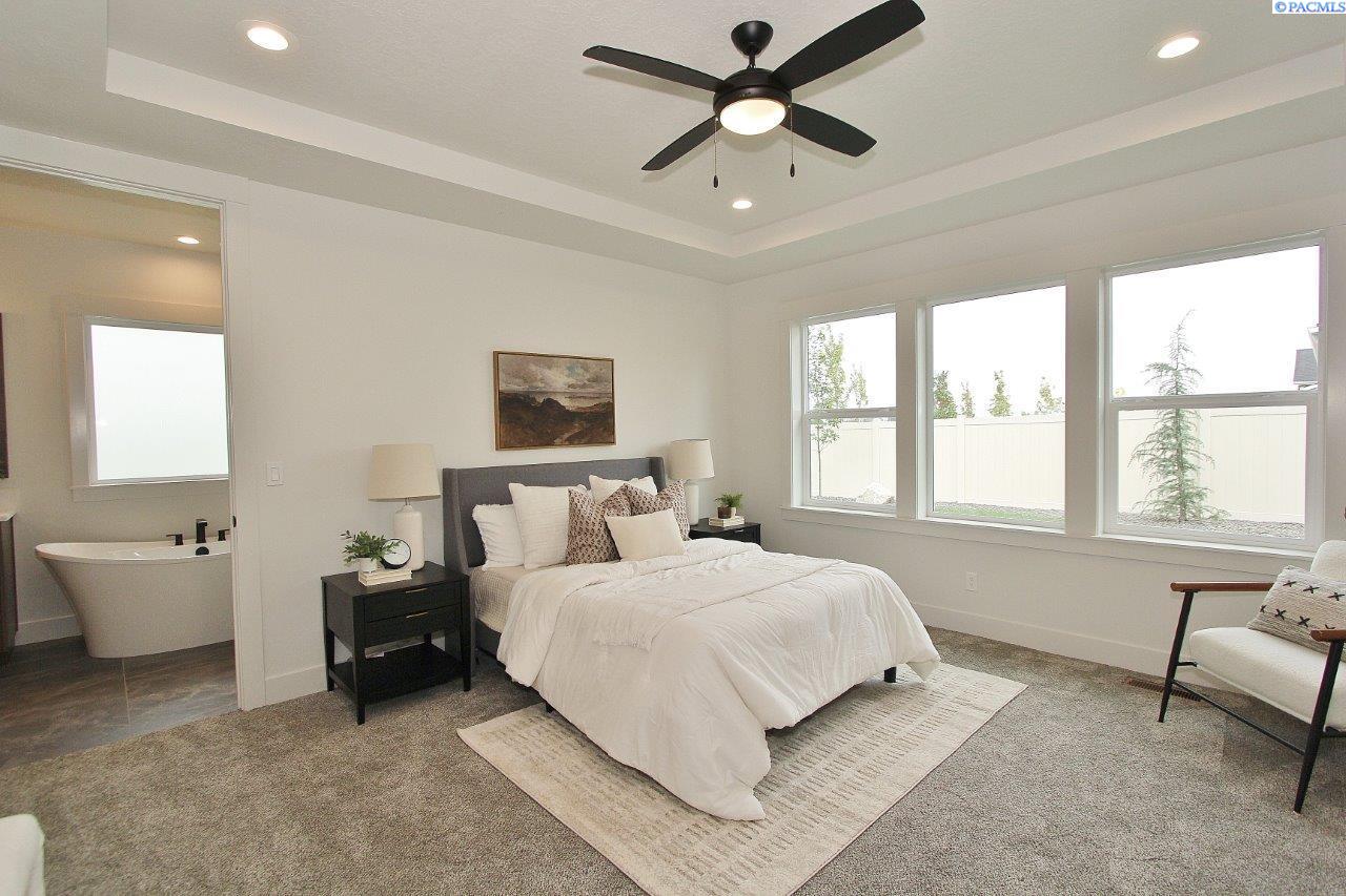 Photo 3 of Single family home for sale at 713 Cortona Way, Richland, WA 99352 | MLS# PAC294601 | Listing updated on 2026-10-13