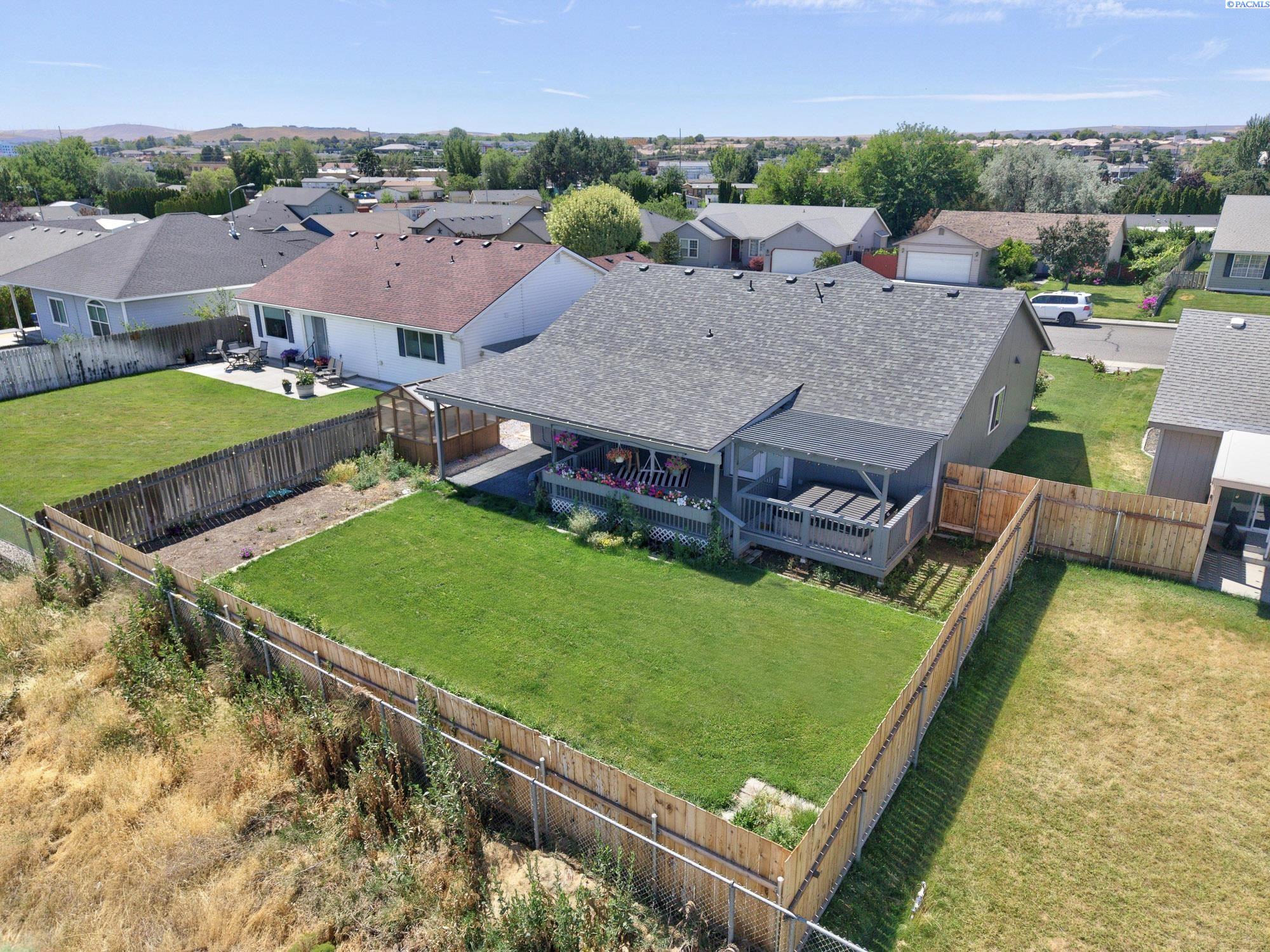 Photo 4 of Single family home for sale at 8560 W Canyon Ave, Kennewick, WA 99336 | MLS# PAC294613 | Listing updated on 2026-08-15