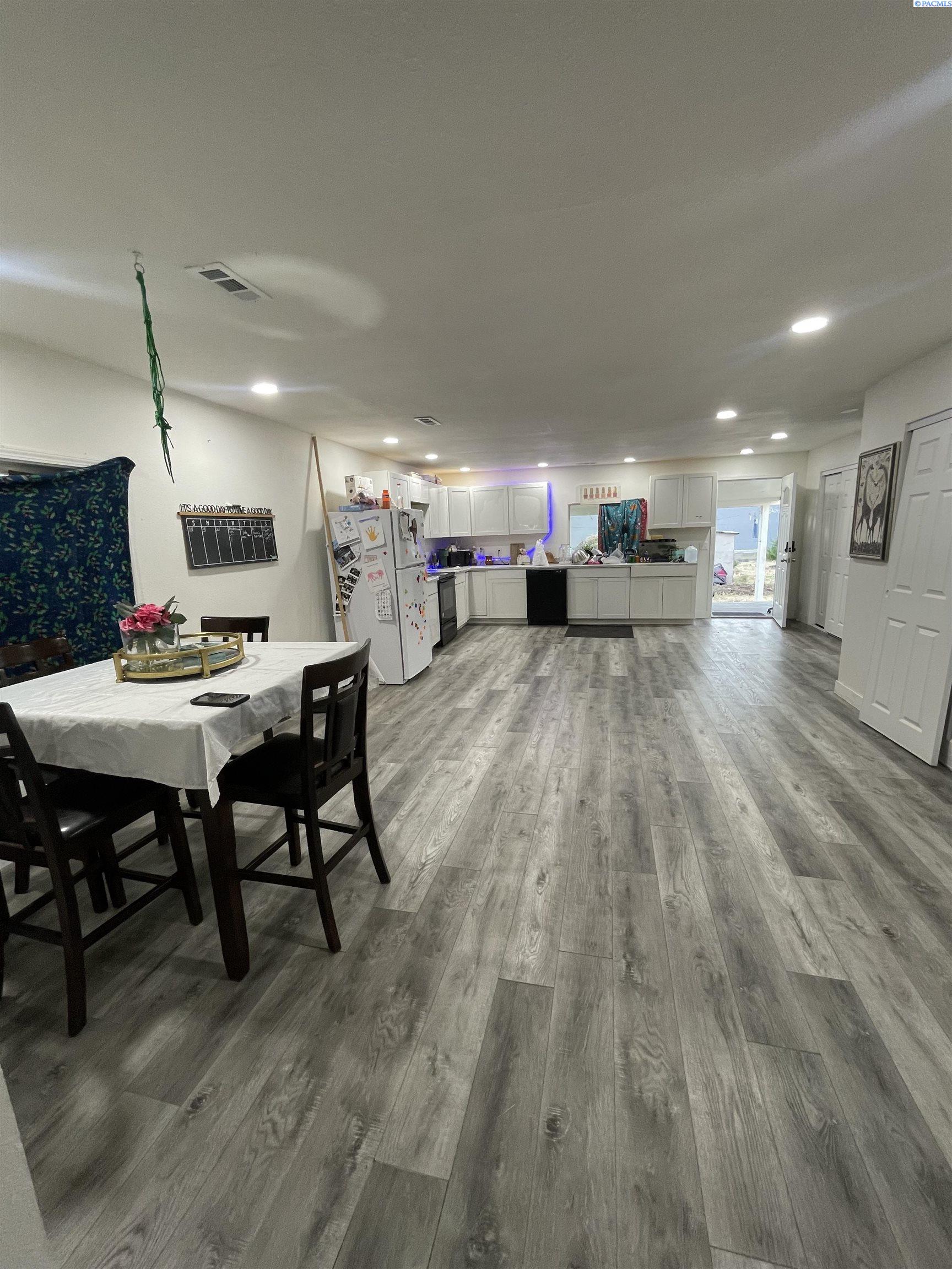 Photo 3 of Single family home for sale at 6106 Desert View, West Richland, WA 99353 | MLS# PAC294626 | Listing updated on 2026-07-14