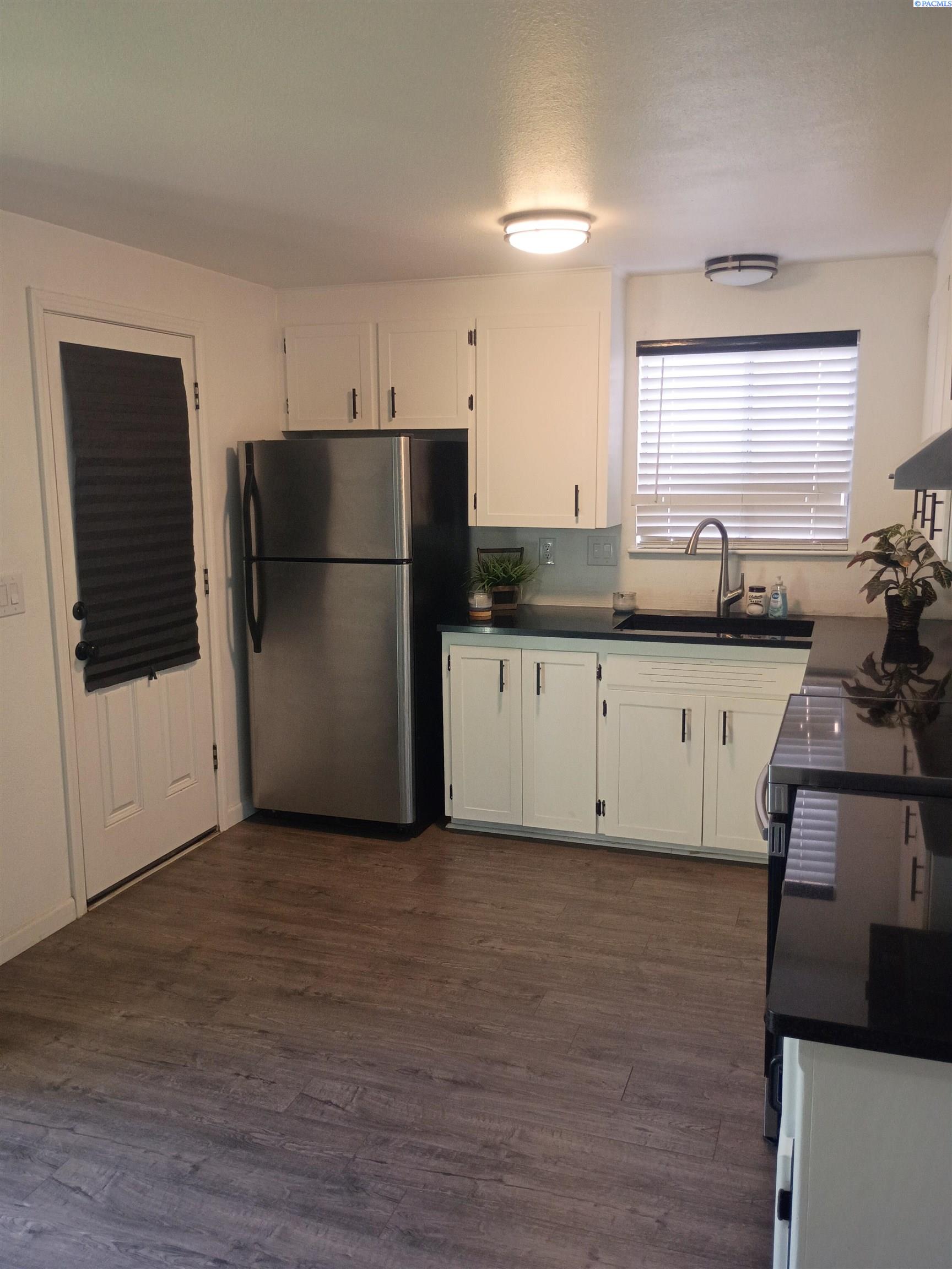 Photo 3 of Single family home for sale at 514 T Cedar St, Mabton, WA 98935 | MLS# PAC294653 | Listing updated on 2026-09-03