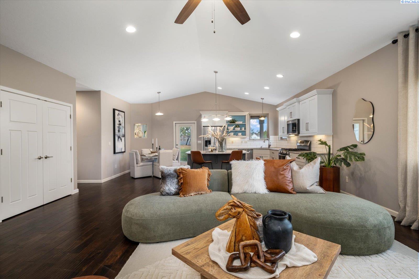 Photo 2 of Condo for sale at 3121 W 30th Avenue, Kennewick, WA 99337 | MLS# PAC294701 | Listing updated on 2026-09-20