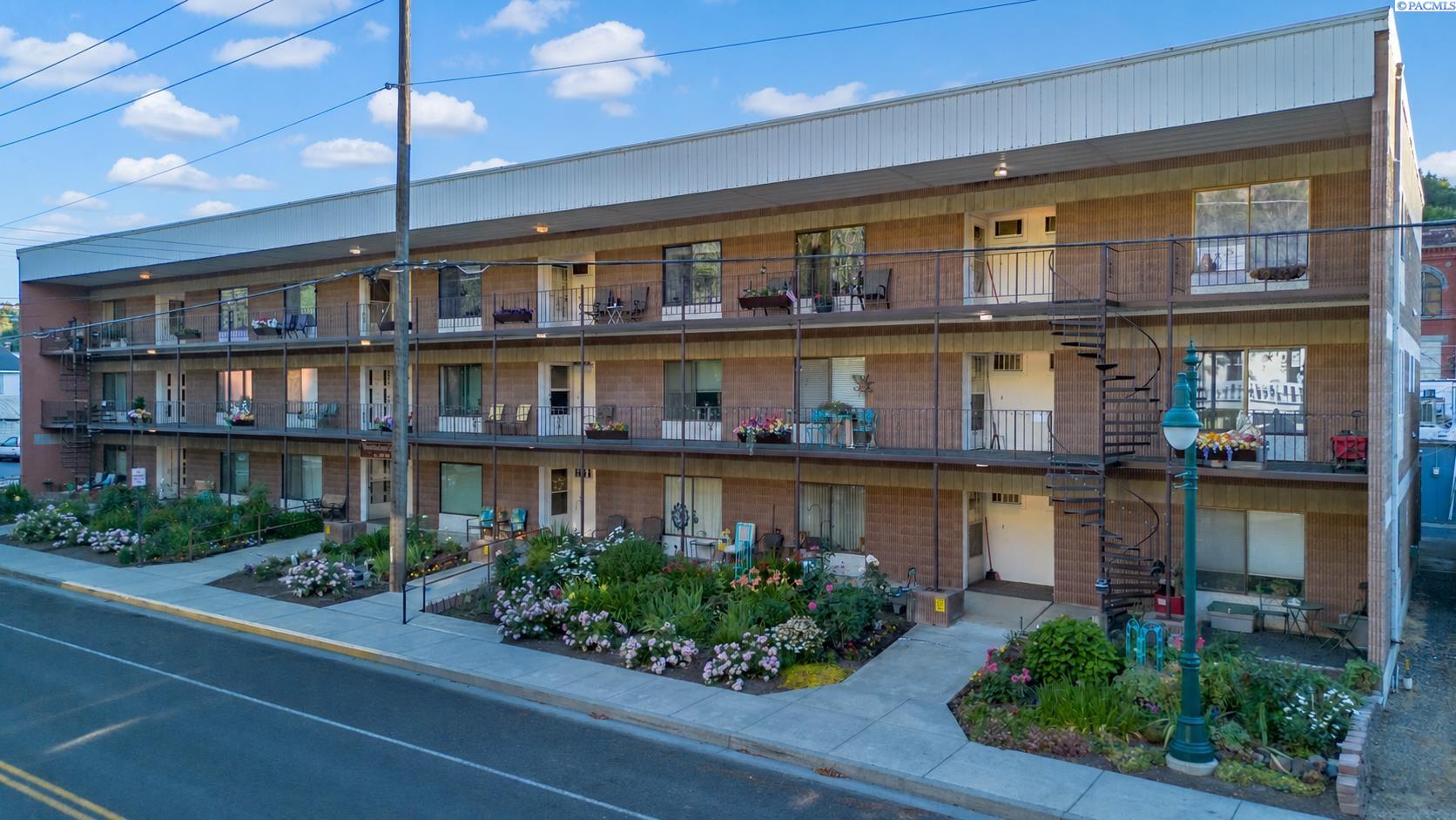 Photo 1 of Condo for sale at 203 N Mill St, Colfax, WA 99111 | MLS# PAC294704 | Listing updated on 2026-10-02