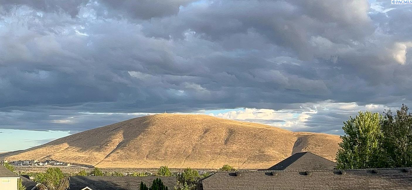 Photo 3 of Single family home for sale at 5903 Kilawea Dr, West Richland, WA 99353 | MLS# PAC294712 | Listing updated on 2026-10-03