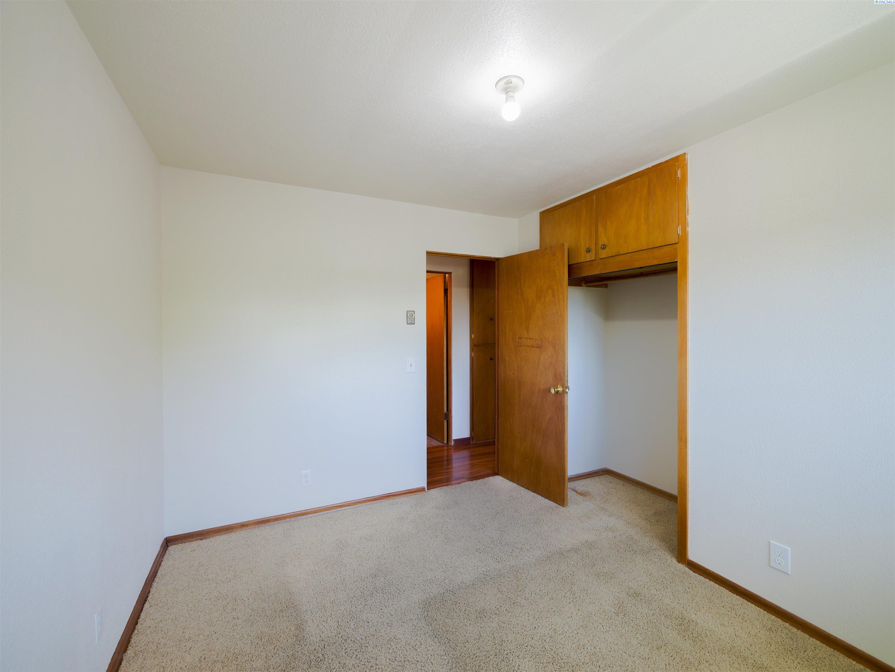 Photo 3 of Single family home for sale at 1205 NW Clifford St, Pullman, WA 99163 | MLS# PAC294728 | Listing updated on 2026-09-29