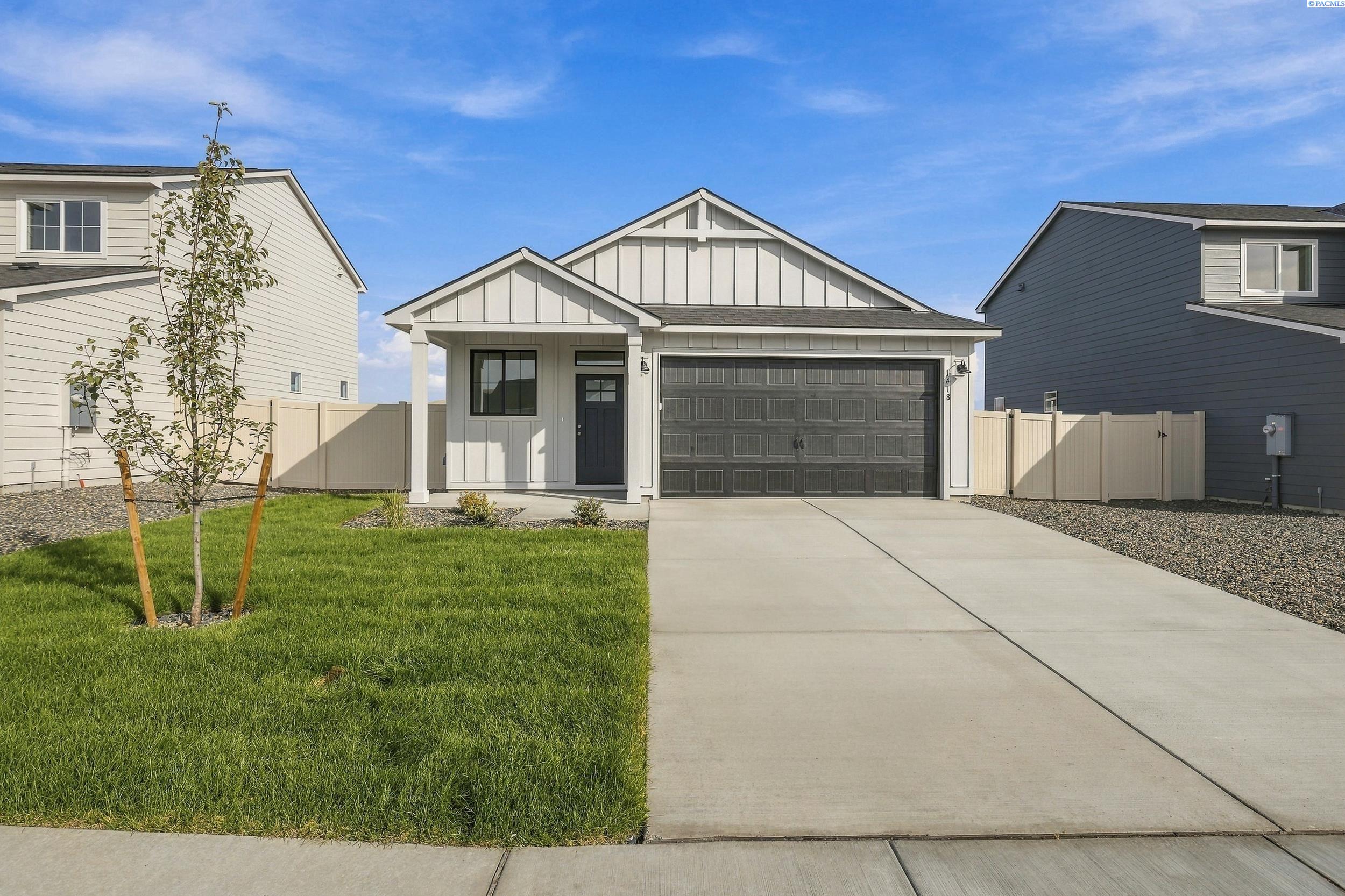 Photo 1 of Single family home for sale at 1418 Lena Ave, Benton City, WA 99320 | MLS# PAC294748 | Listing updated on 2026-10-04