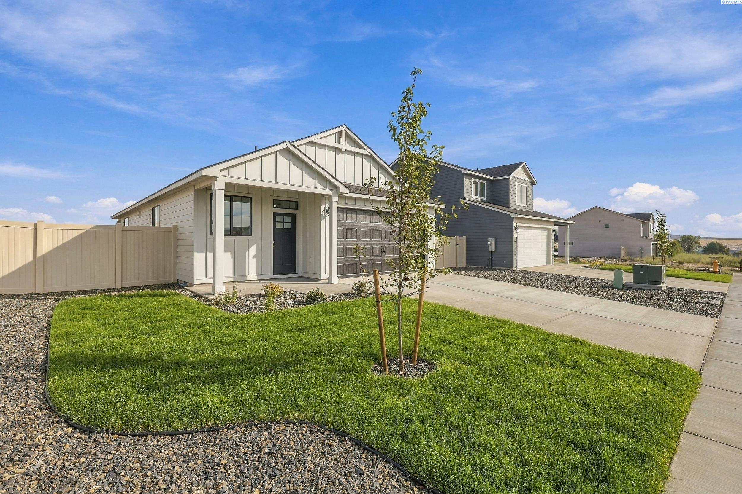 Photo 2 of Single family home for sale at 1418 Lena Ave, Benton City, WA 99320 | MLS# PAC294748 | Listing updated on 2026-10-04
