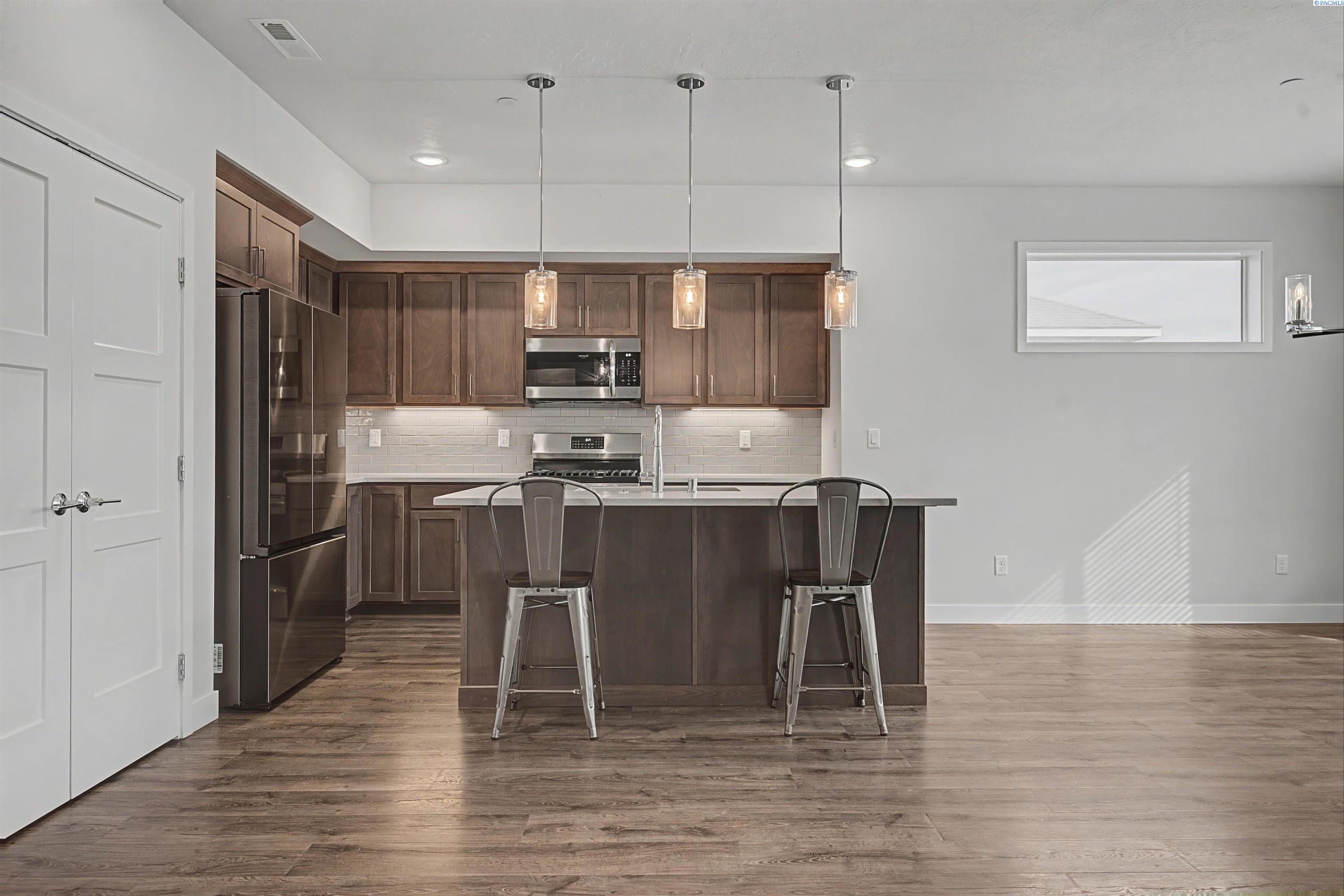 Photo 3 of Single family home for sale at 4827 Village View St, Richland, WA 99352 | MLS# PAC294769 | Listing updated on 2026-09-12