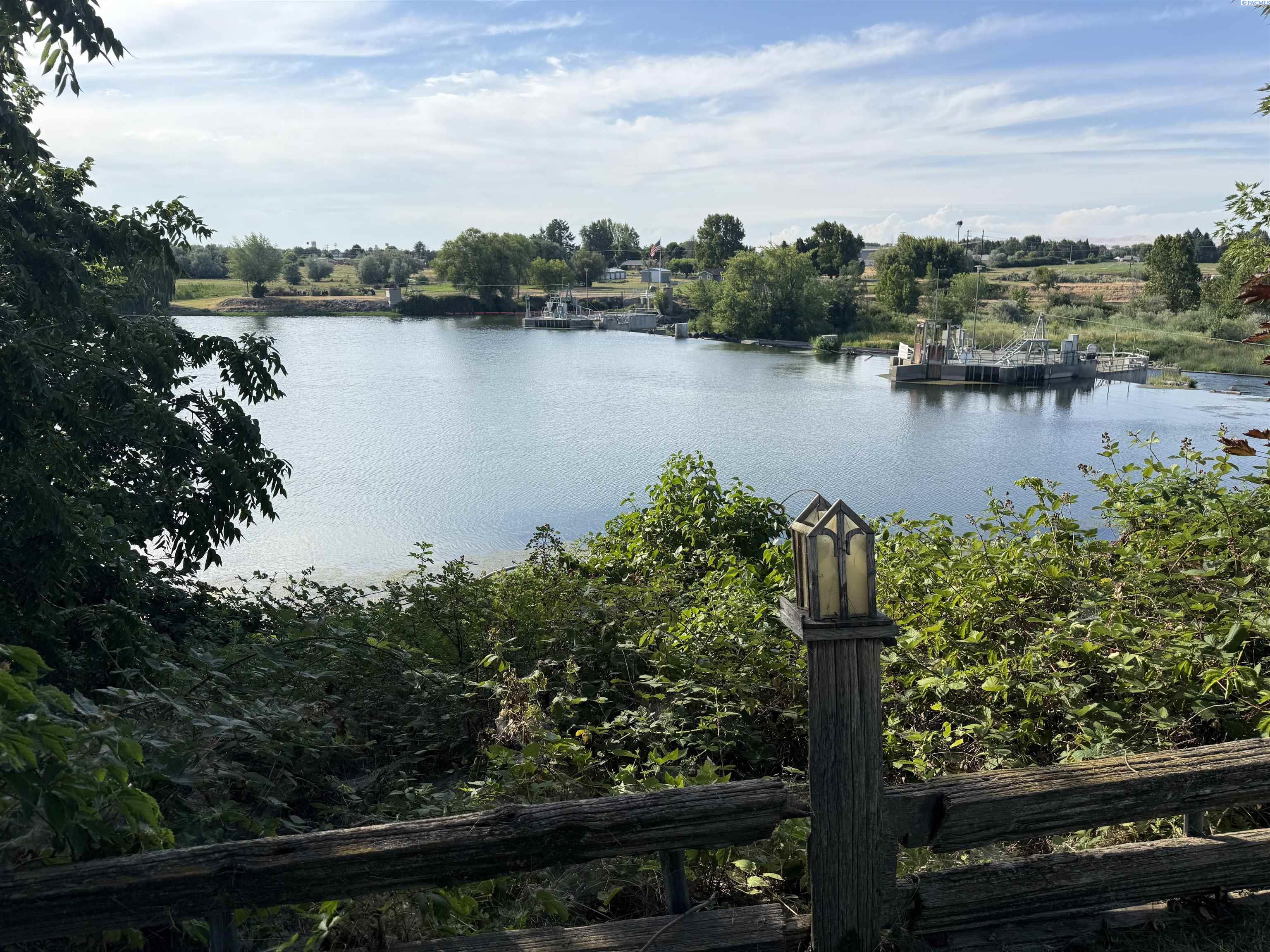 Photo 1 of Single family home for sale at 1425 Riverside Dr, Prosser, WA 99350 | MLS# PAC294779 | Listing updated on 2026-09-16