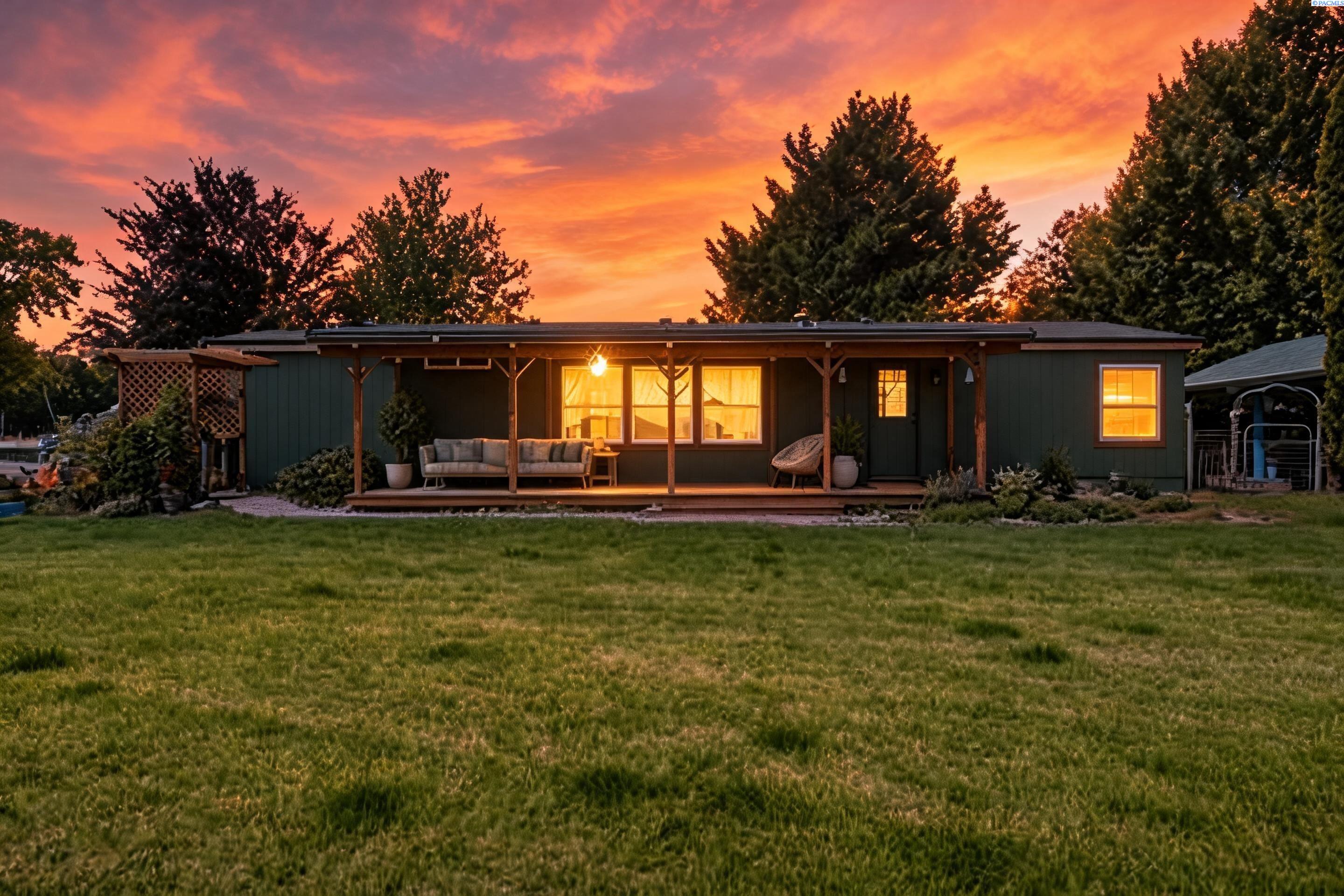 Manufactured home for sale at 246006 E 672 Prairie SE, Kennewick, WA 99337 | MLS# PAC294795