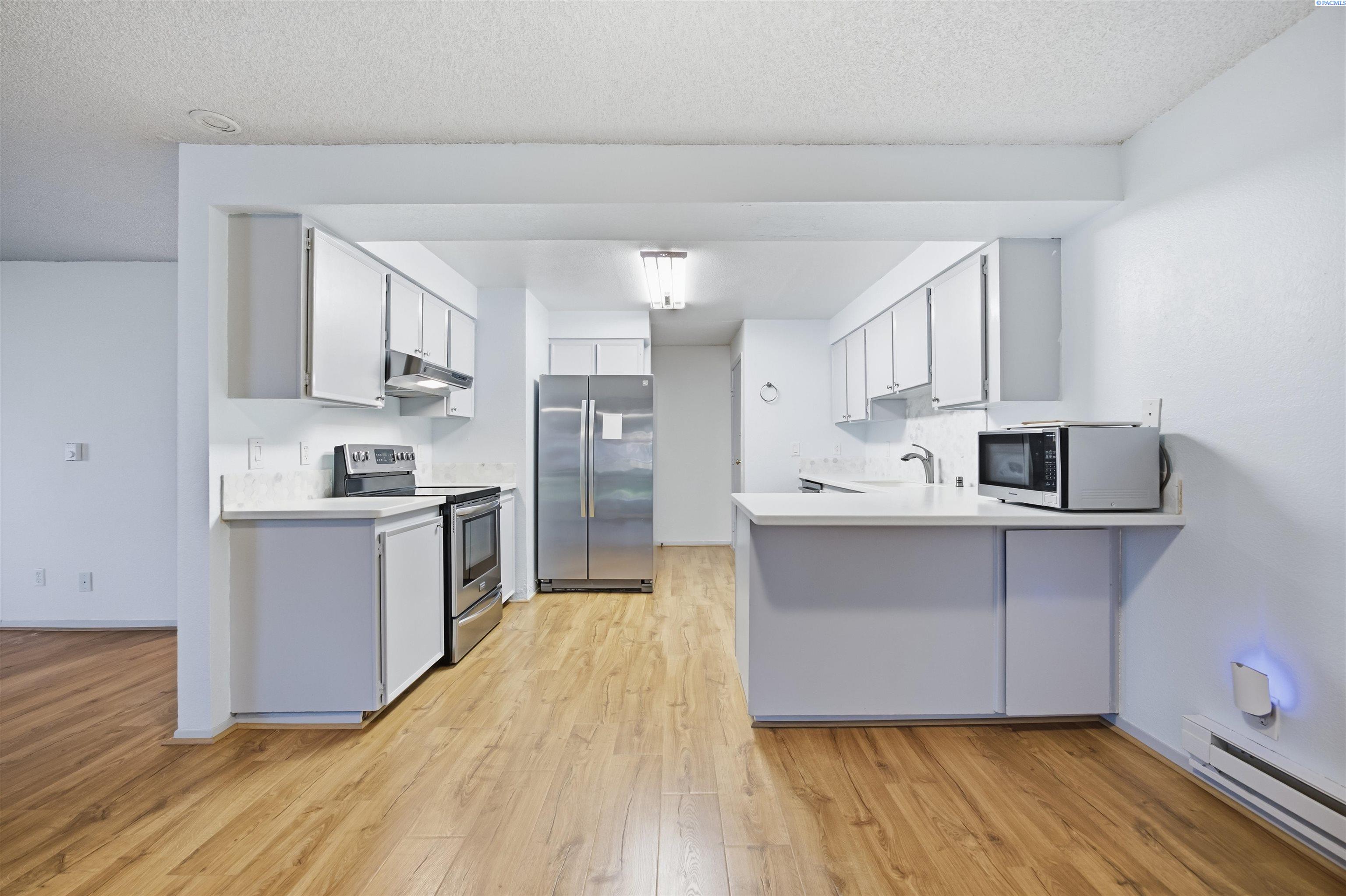 Photo 3 of Condo for sale at 3121 W Hood Ave C 101, Kennewick, WA 99336 | MLS# PAC294816 | Listing updated on 2026-10-08