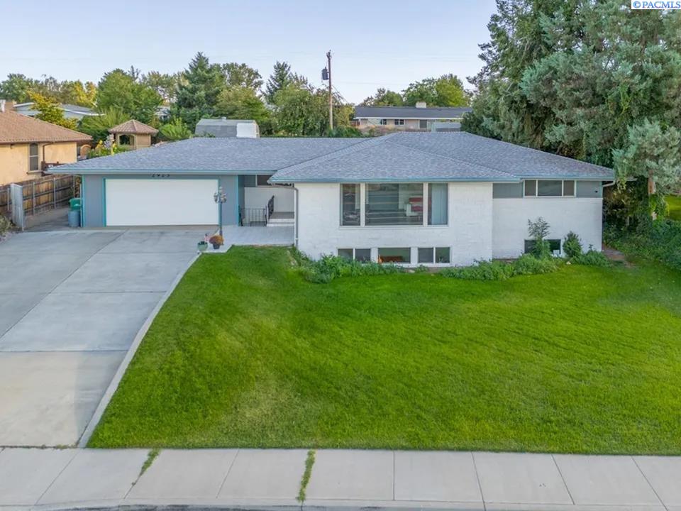 Photo 1 of Single family home for sale at 2923 W Canal Dr, Kennewick, WA 99336 | MLS# PAC294846 | Listing updated on 2026-10-09