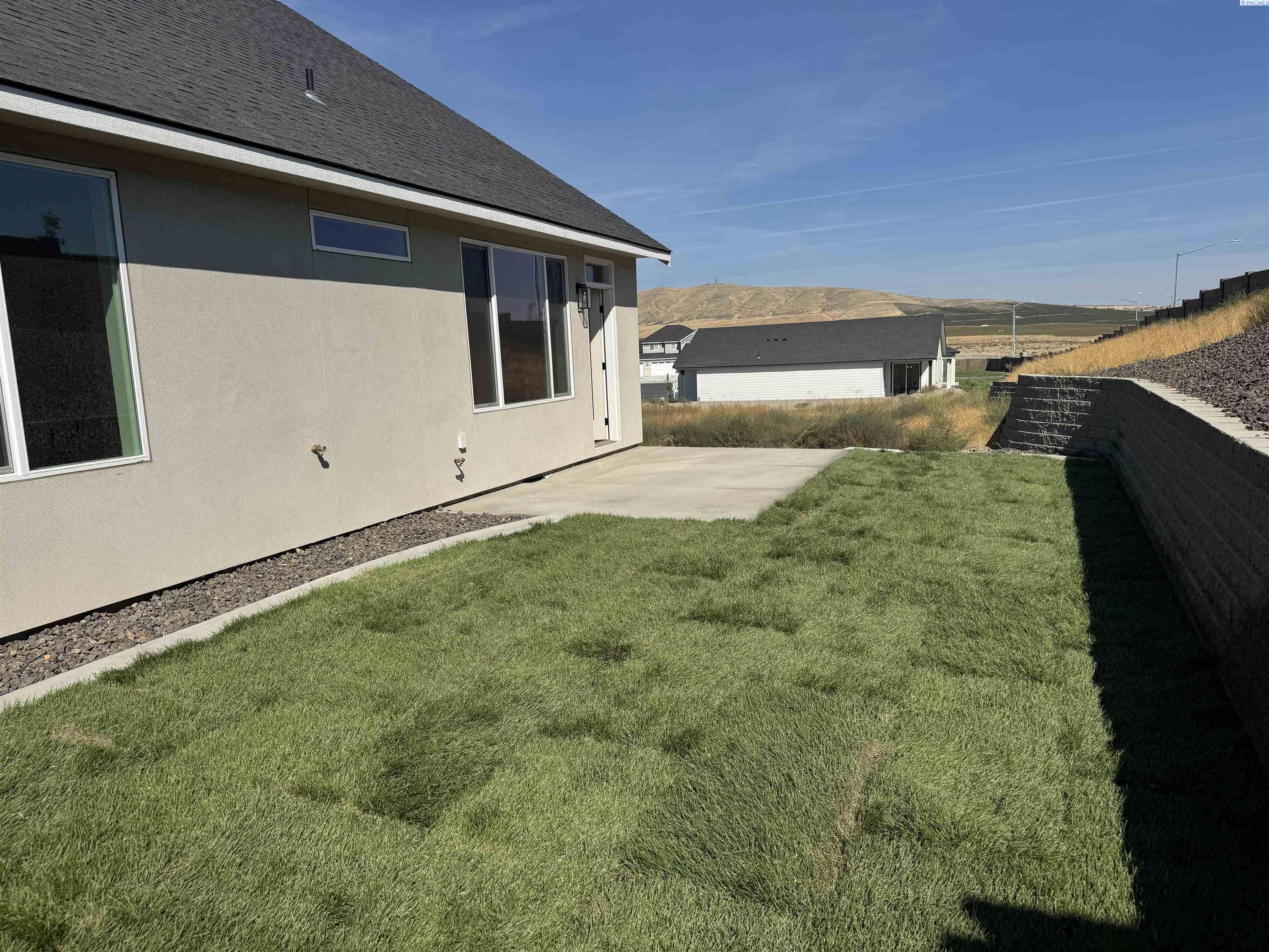 Photo 2 of Single family home for sale at 2960 Meadowlark Ave, Richland, WA 99352 | MLS# PAC294875 | Listing updated on 2026-09-20