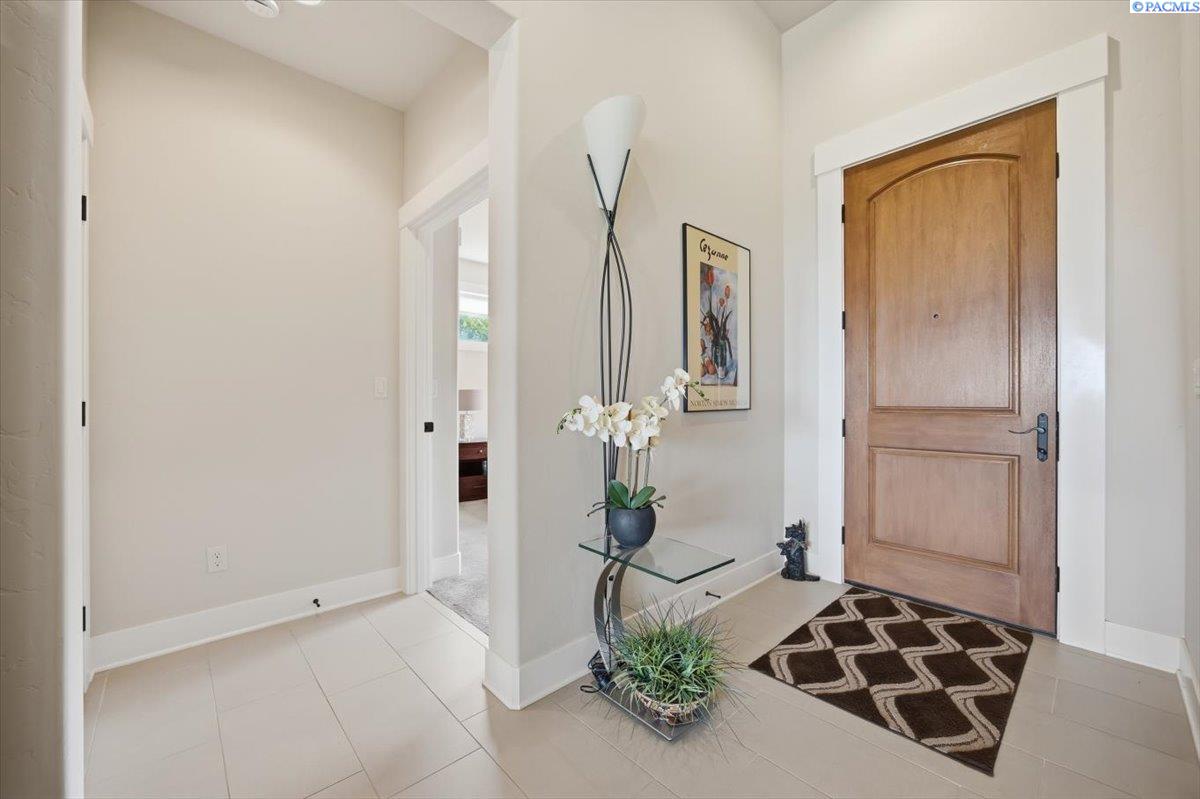 Photo 3 of Single family home for sale at 1929 Gala Way, Richland, WA 99352 | MLS# PAC294883 | Listing updated on 2026-10-10