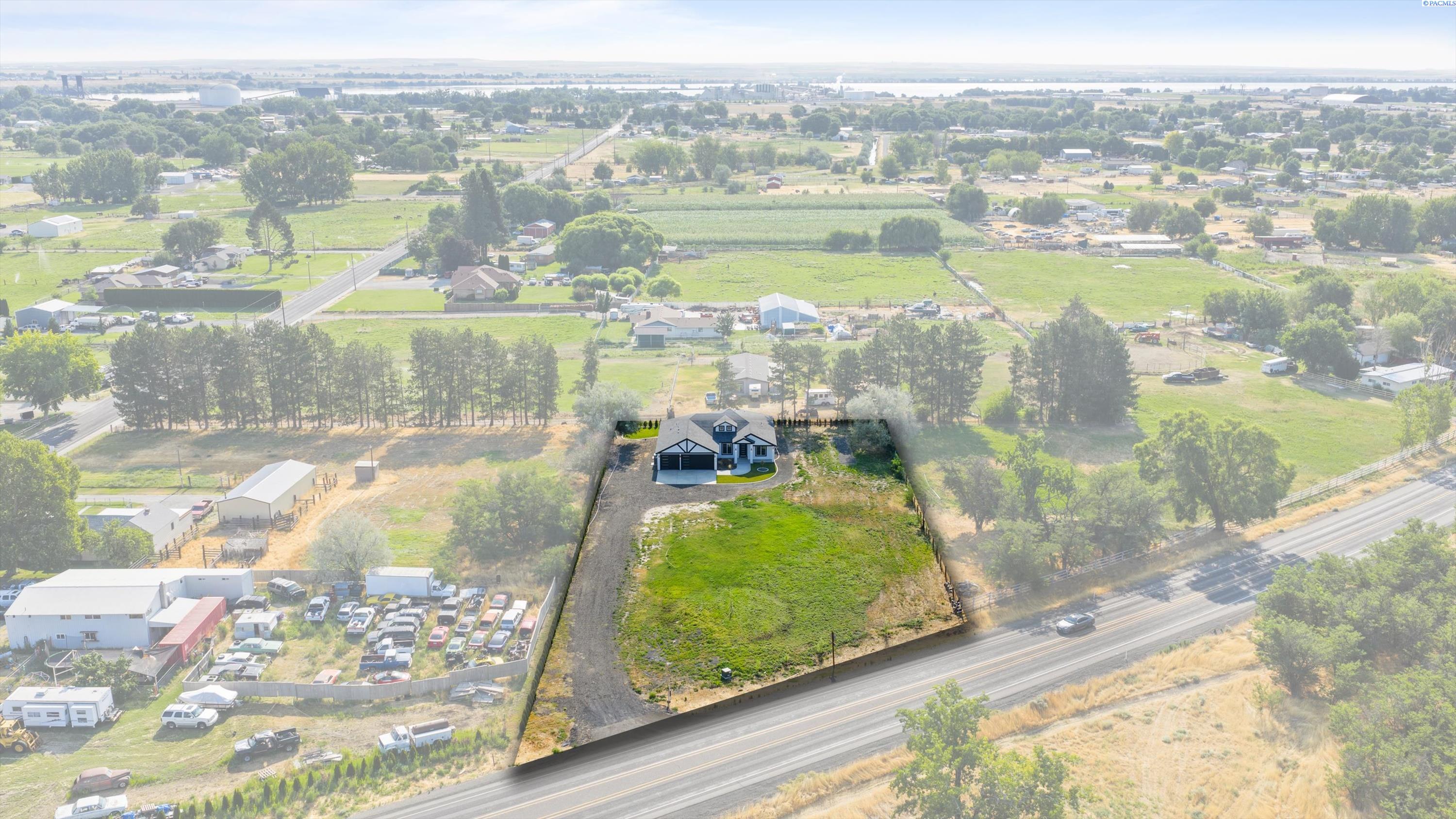 Photo 1 of Single family home for sale at 215622 E Sr 397, Kennewick, WA 99337 | MLS# PAC294916 | Listing updated on 2026-09-24