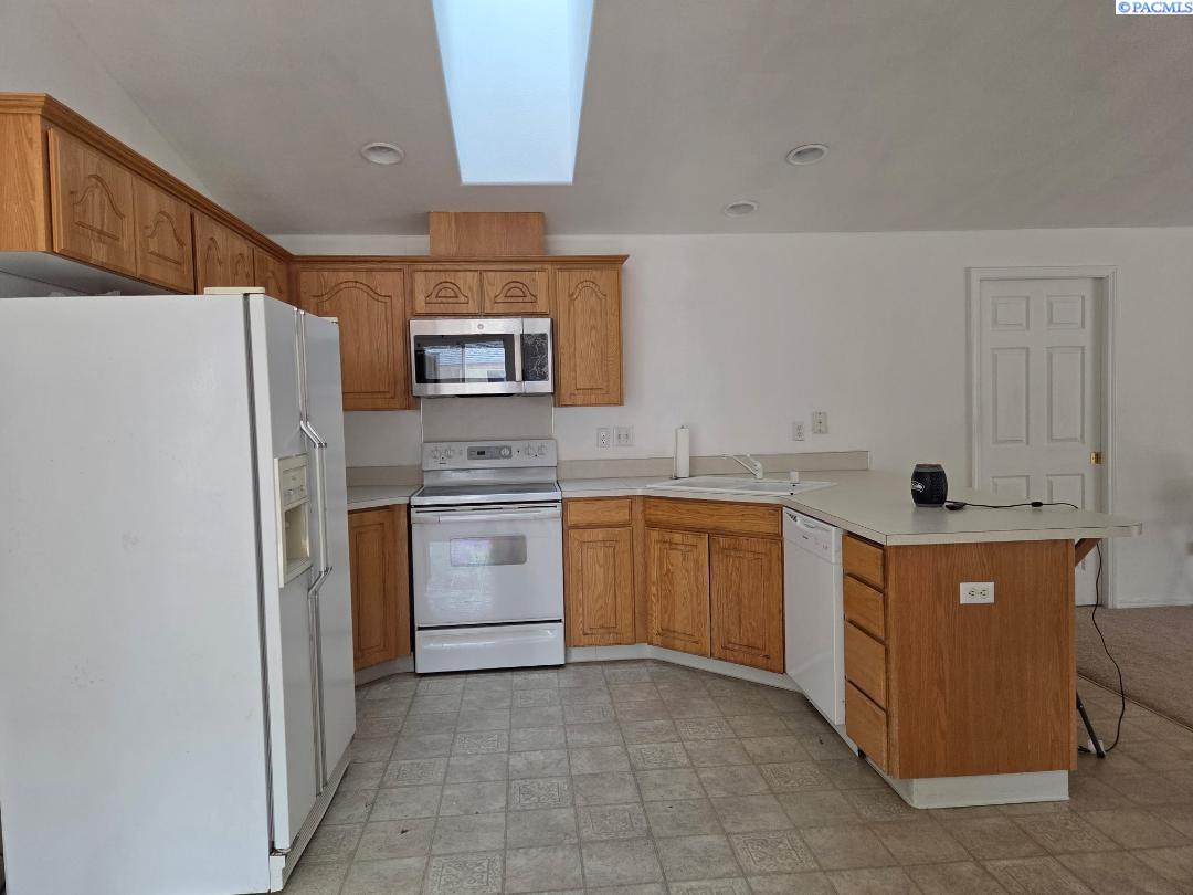 Photo 4 of Single family home for sale at 6503 Gehrig Dr, Pasco, WA 99301 | MLS# PAC294928 | Listing updated on 2026-10-13