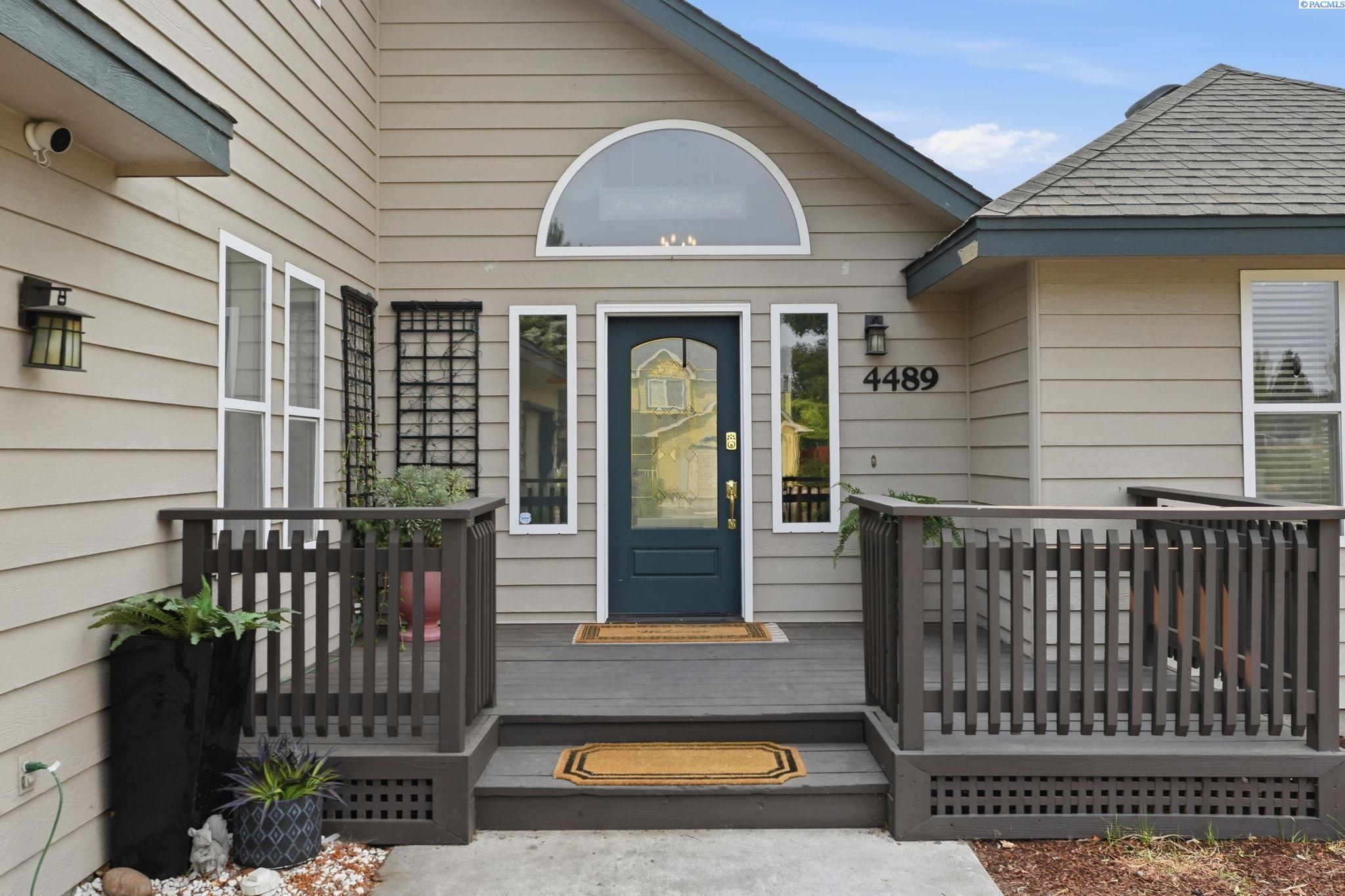 Photo 2 of Single family home for sale at 4489 Northlake Dr, West Richland, WA 99353 | MLS# PAC294941 | Listing updated on 2026-10-08