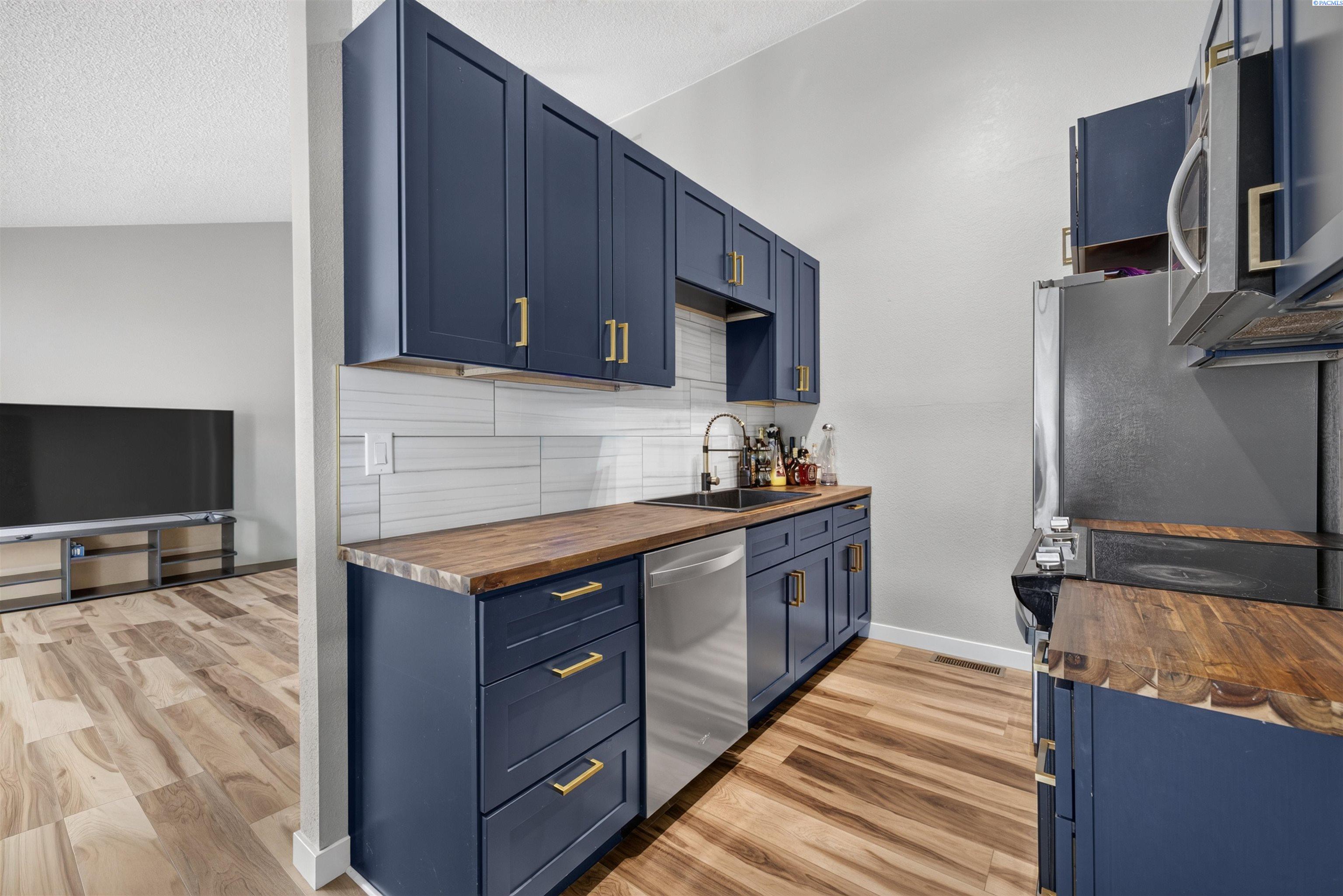 Photo 1 of Single family home for sale at 717 S Fir St, Kennewick, WA 99336 | MLS# PAC294965 | Listing updated on 2026-09-02